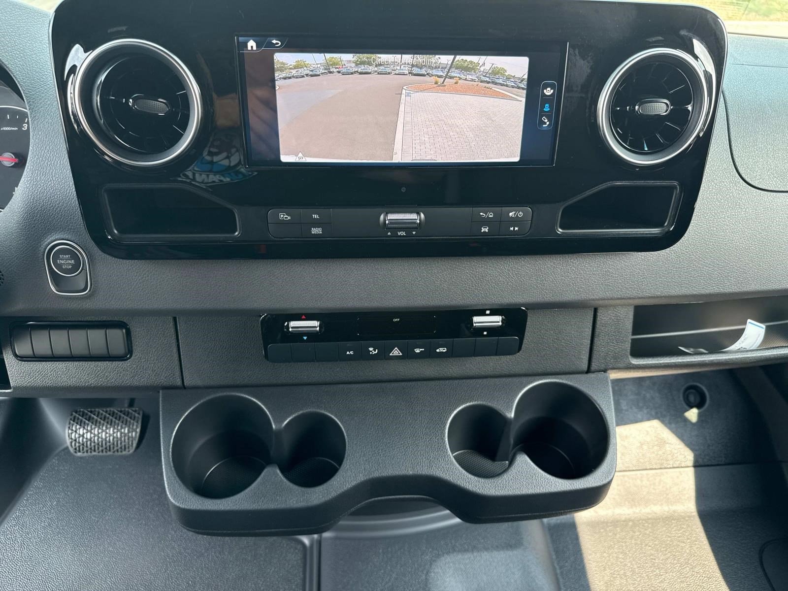 2025 MERCEDES-BENZ SPRINTER - Image 26