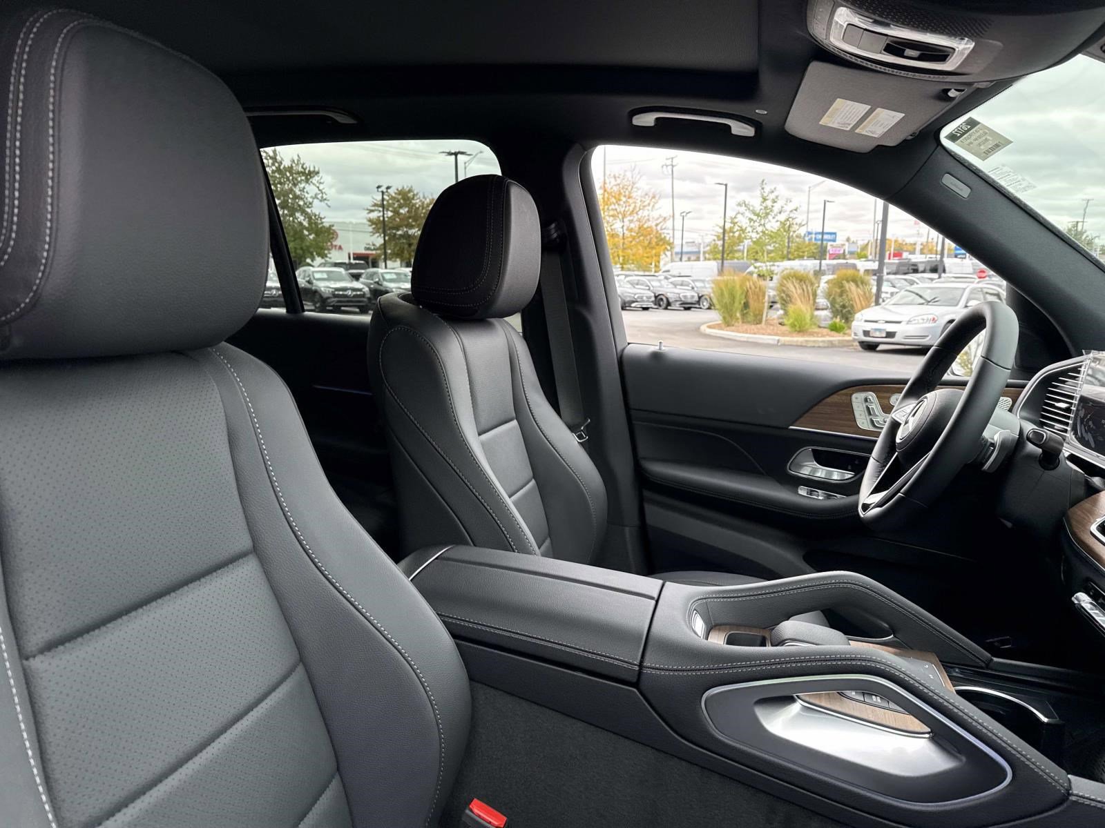 2026 Mercedes Benz GLE 350 4MATIC photo 4