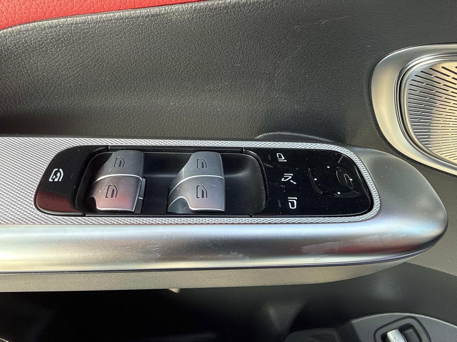 2026 MERCEDES-BENZ GLC-CLASS - Image 25