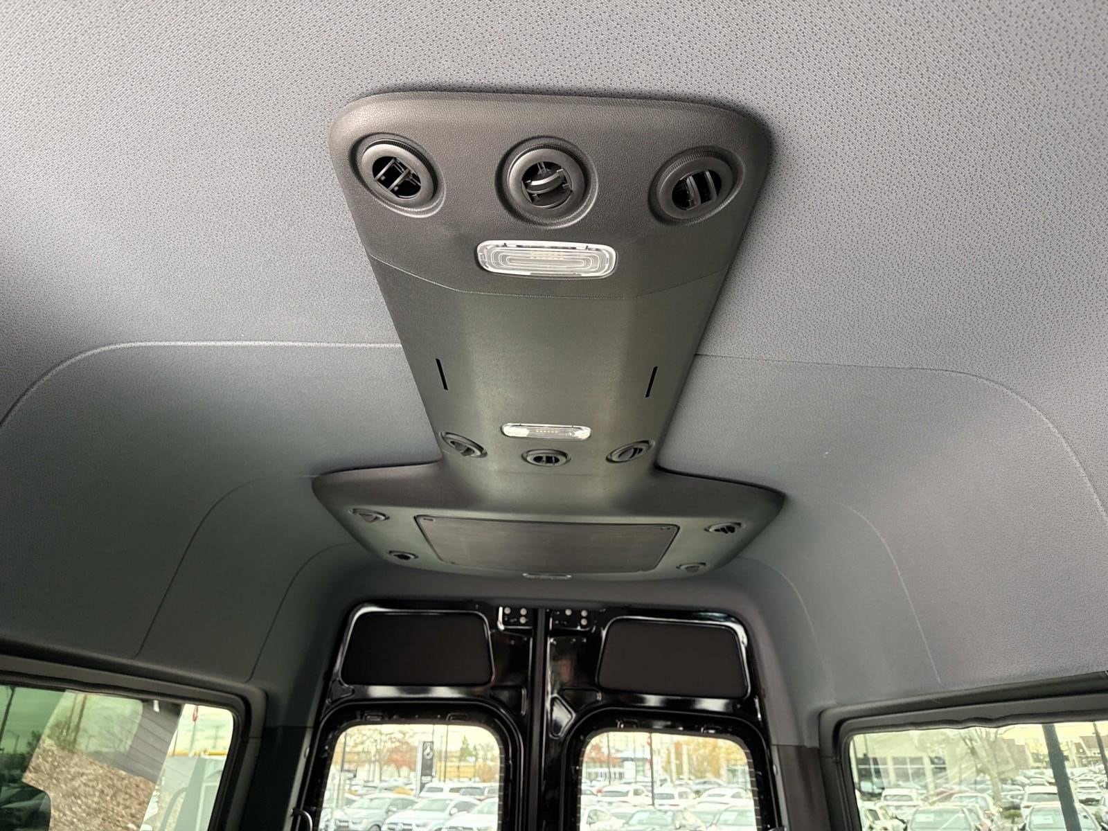 2026 MERCEDES-BENZ SPRINTER - Image 8