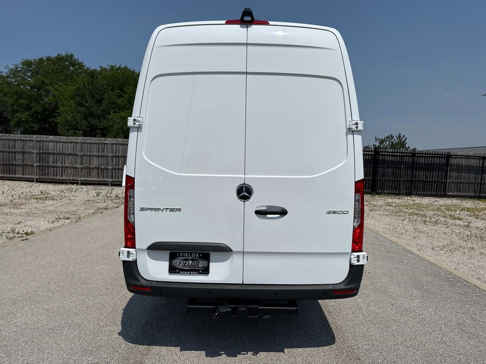 2025 MERCEDES-BENZ SPRINTER - Image 11