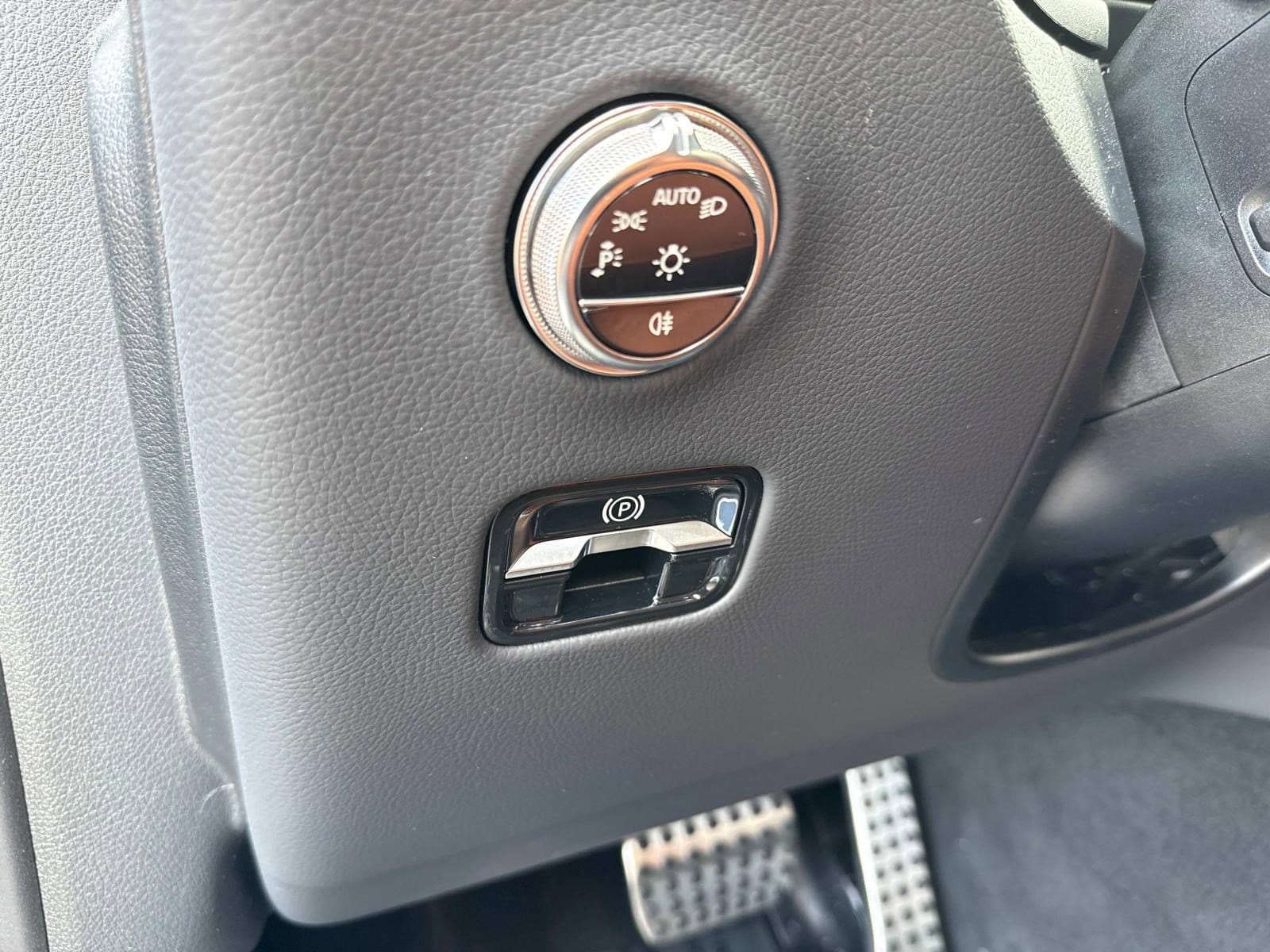 2025 MERCEDES-BENZ GLC-CLASS - Image 32