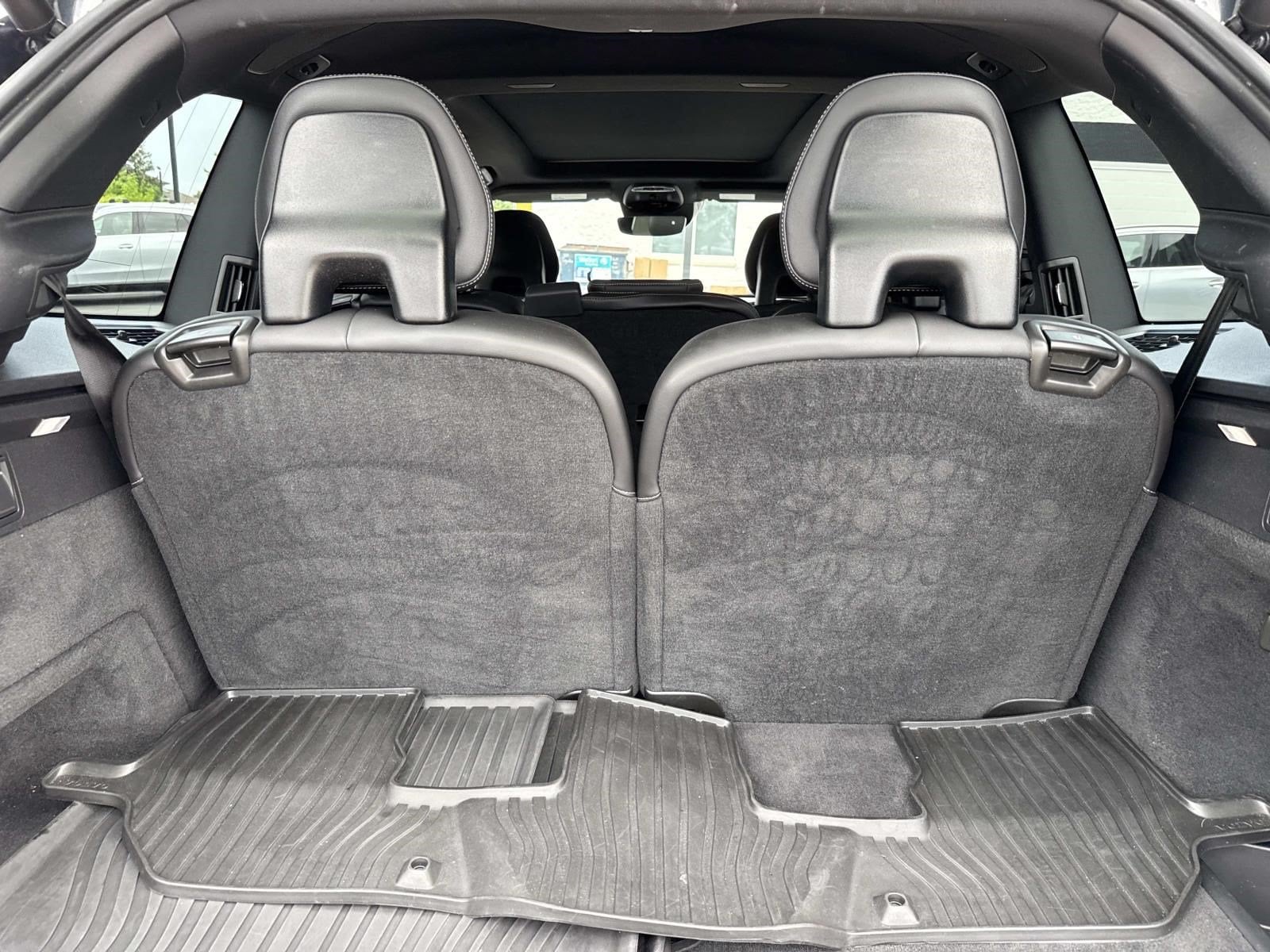 2021 Volvo XC90 R-Design - Photo 12