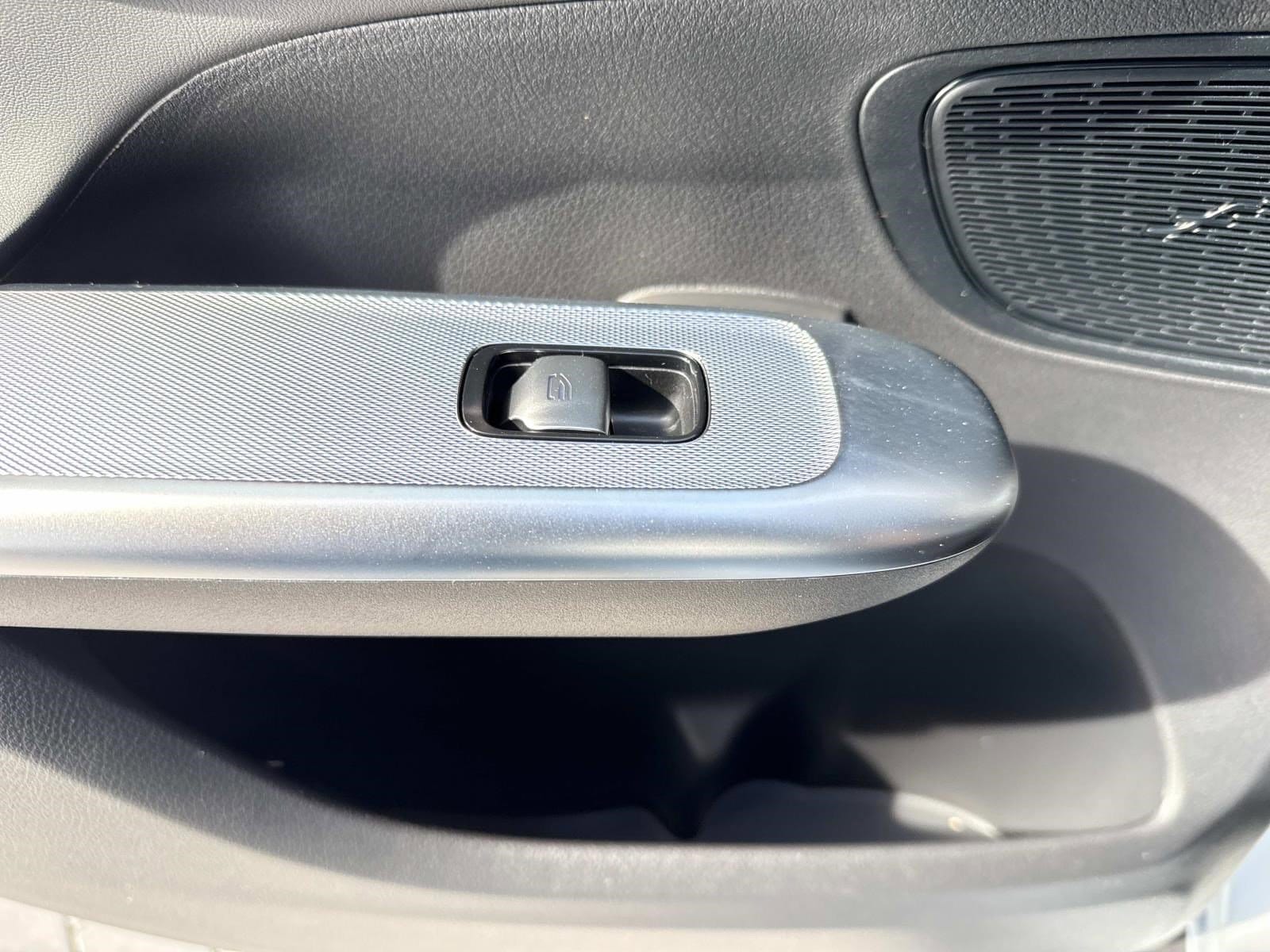 2026 MERCEDES-BENZ GLC-CLASS - Image 17