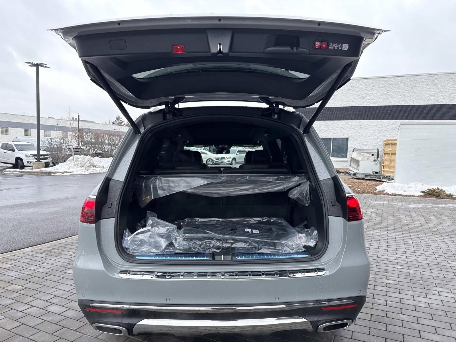 2026 MERCEDES-BENZ GLS-CLASS - Image 9