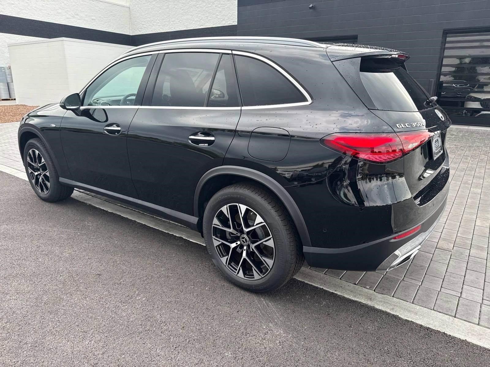 2025 MERCEDES-BENZ GLC-CLASS - Image 8