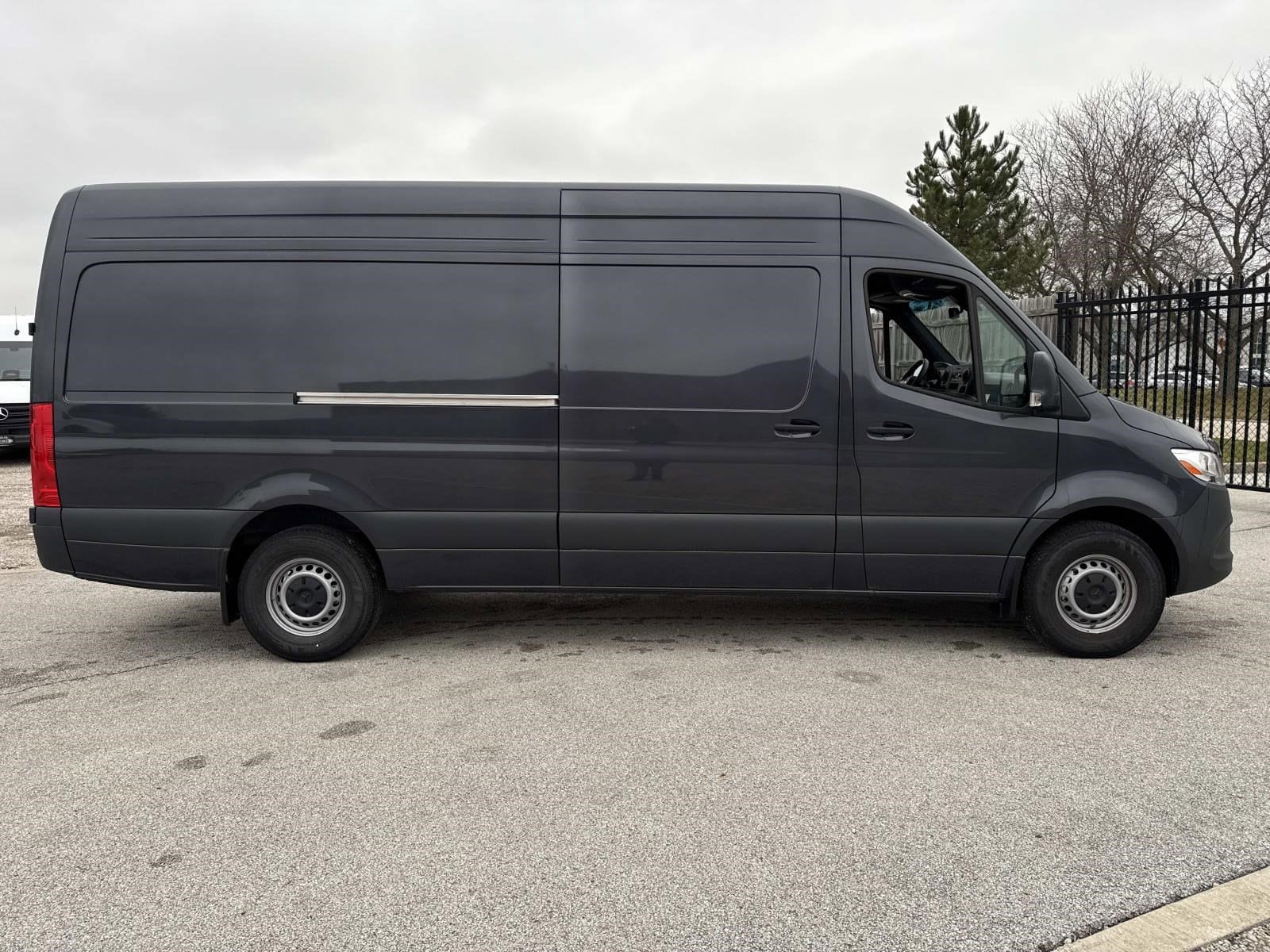 2025 MERCEDES-BENZ SPRINTER - Image 8
