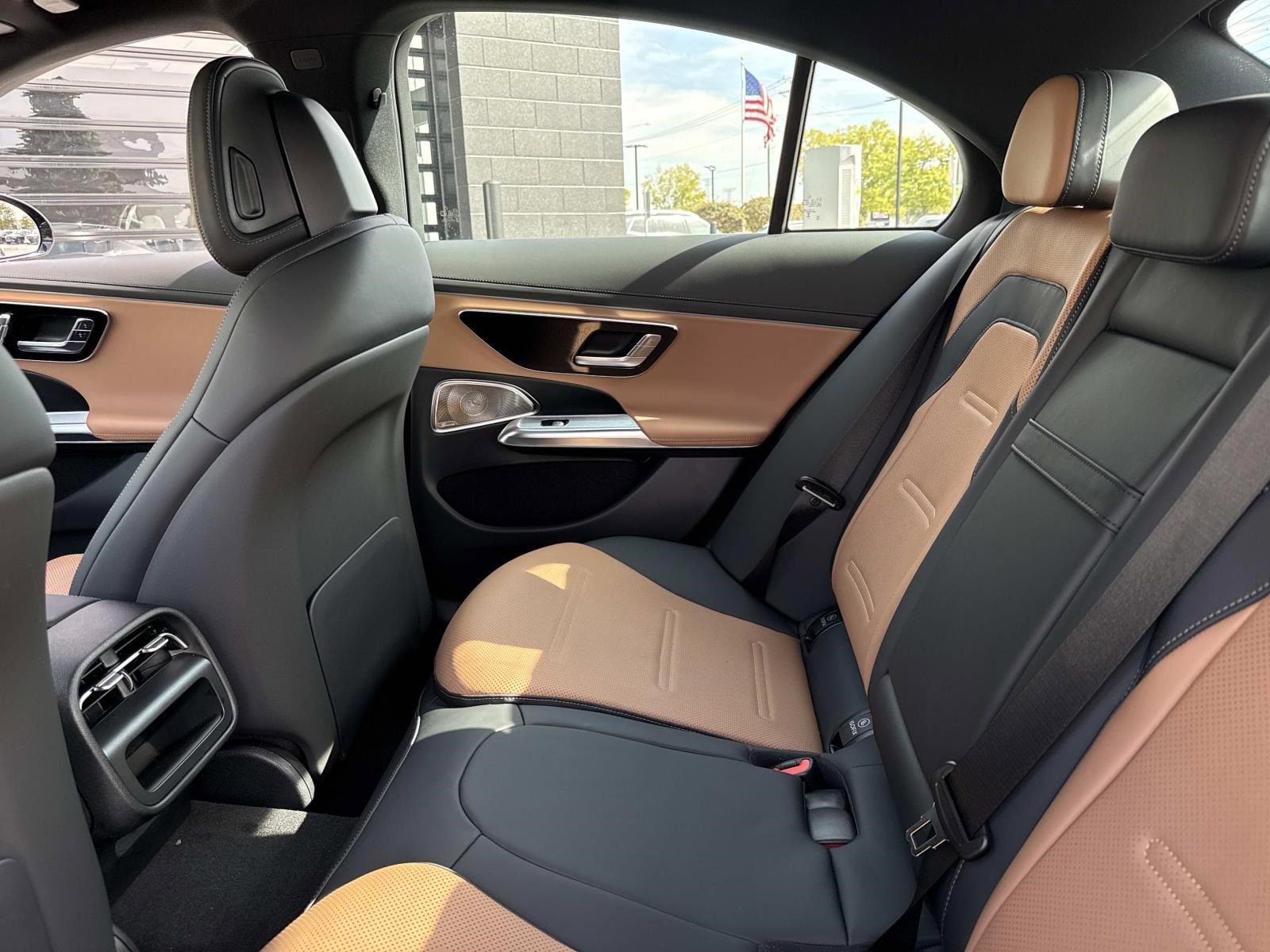 2026 MERCEDES-BENZ E-CLASS - Image 18