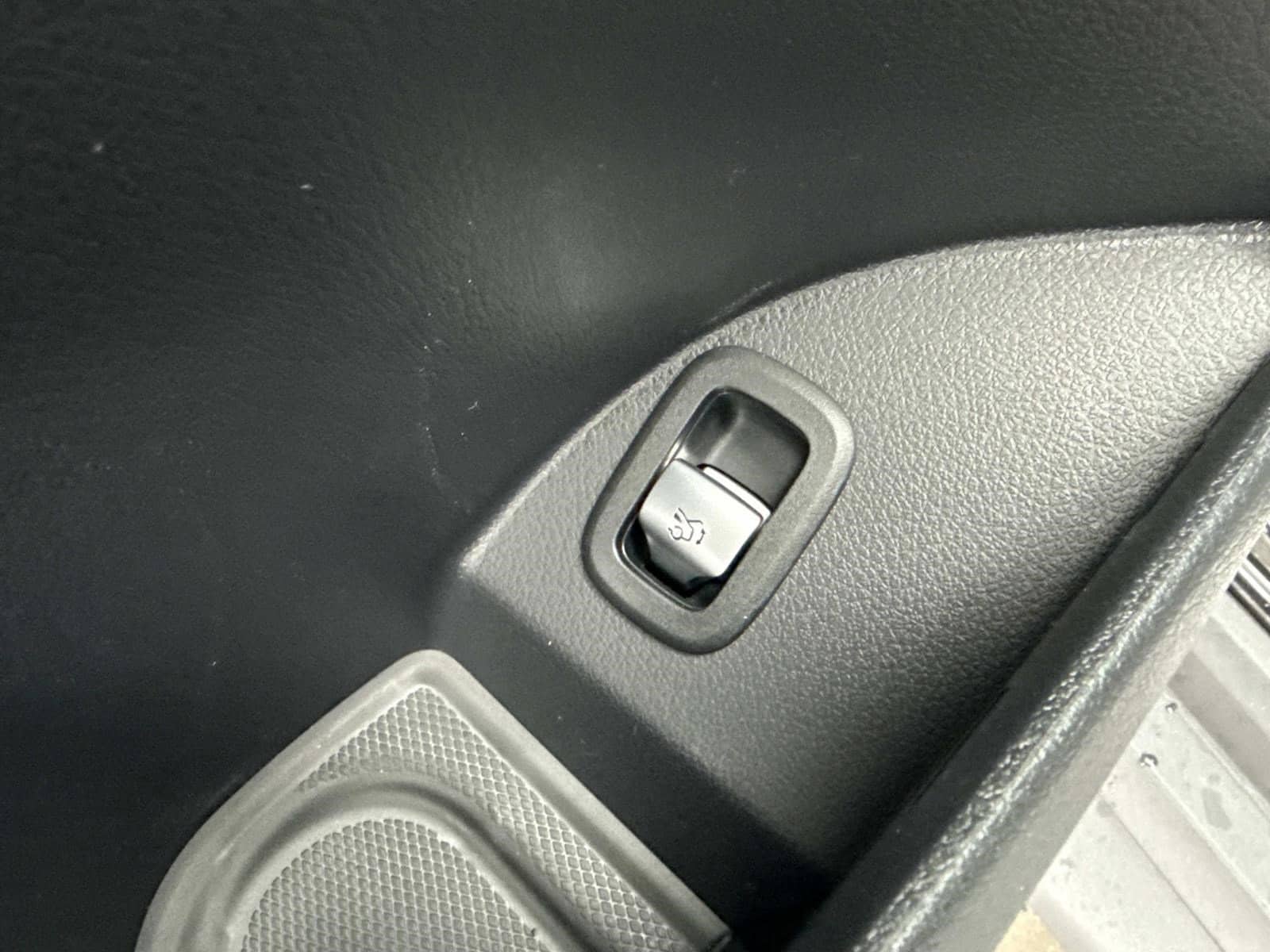 2026 MERCEDES-BENZ GLC-CLASS - Image 28