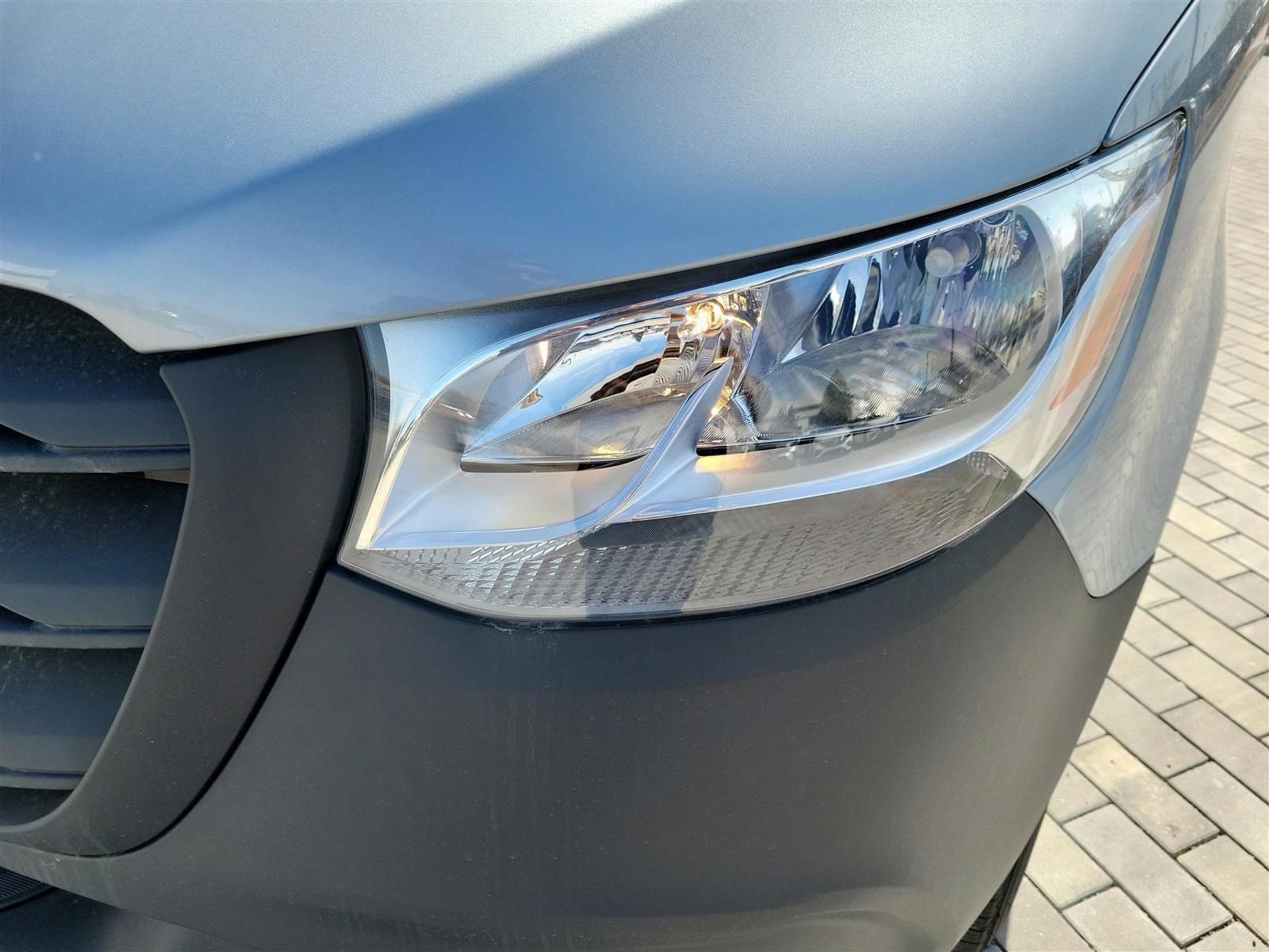 2025 MERCEDES-BENZ SPRINTER - Image 4