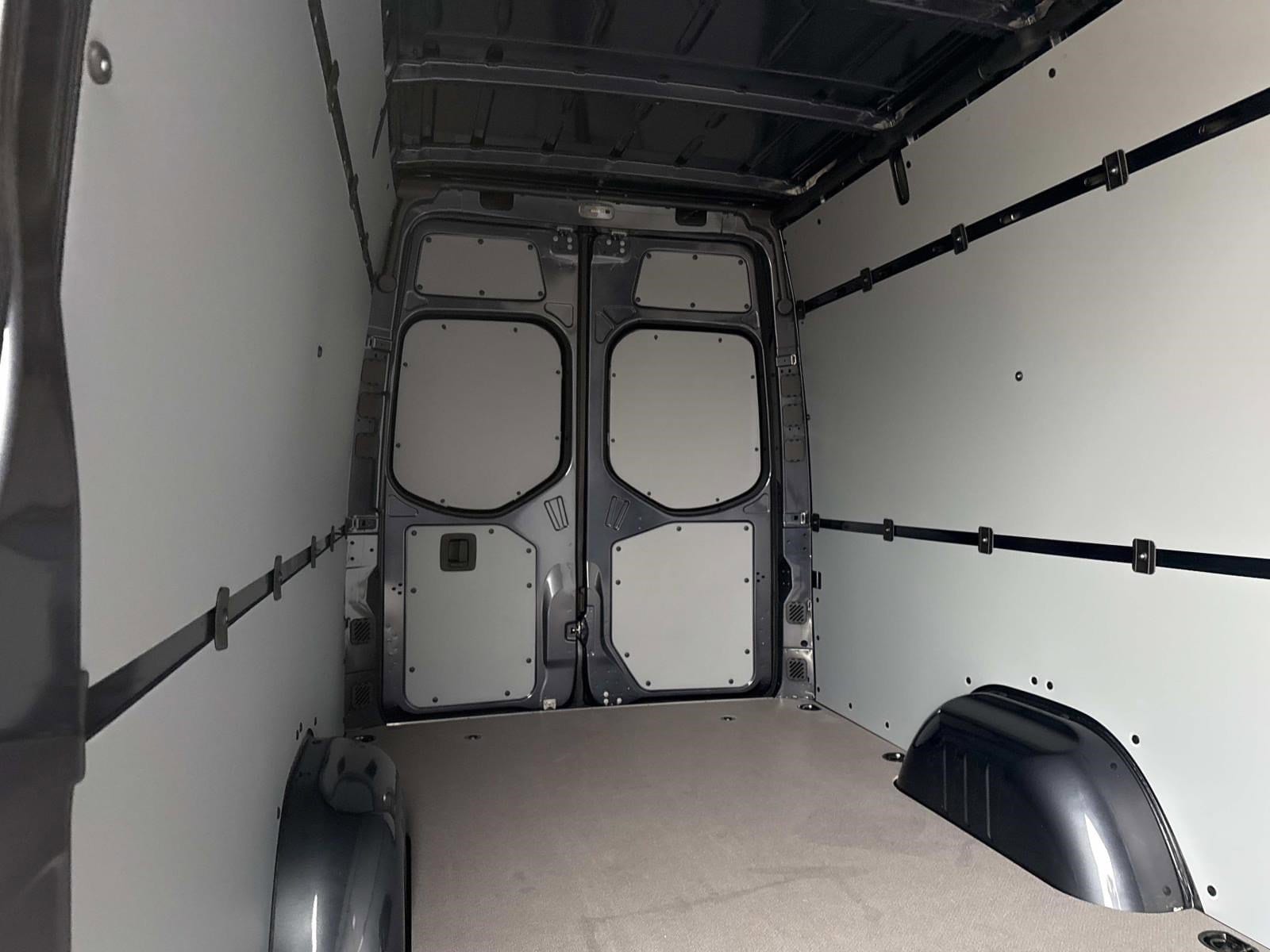 2025 MERCEDES-BENZ SPRINTER - Image 5