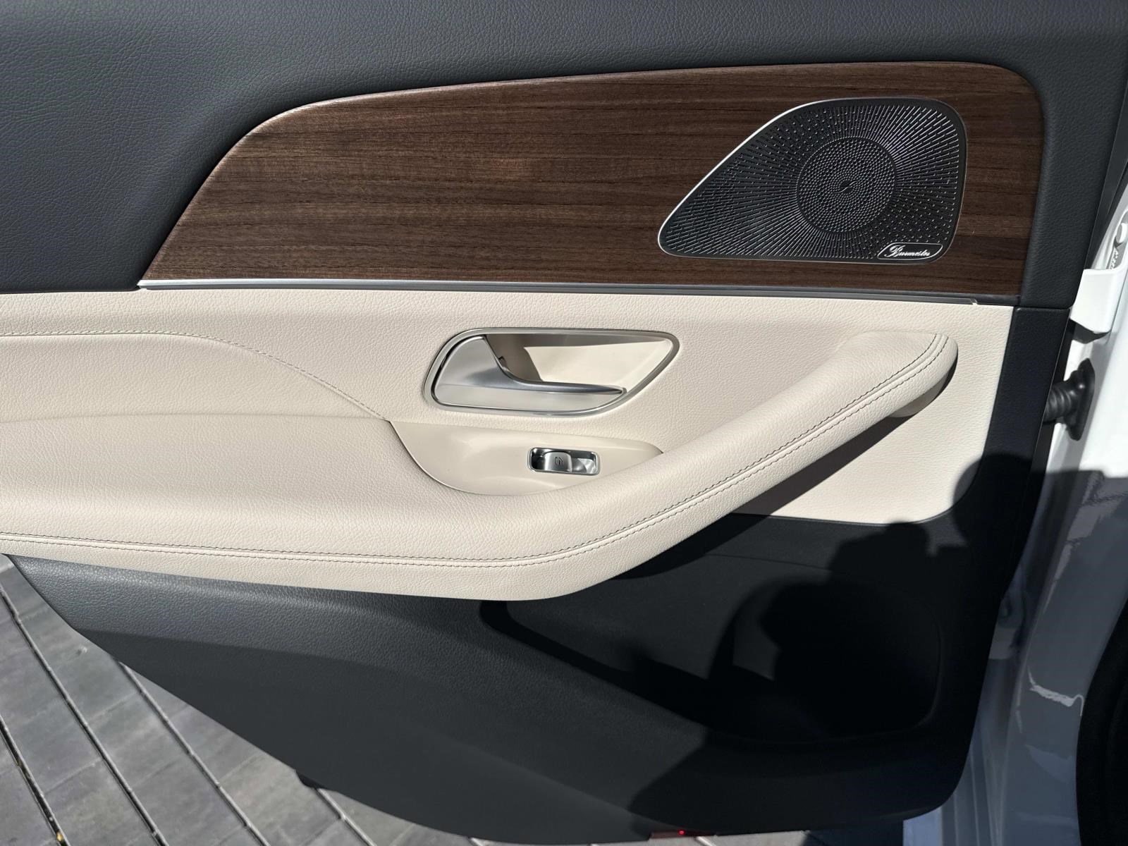 2026 MERCEDES-BENZ GLE-CLASS - Image 15