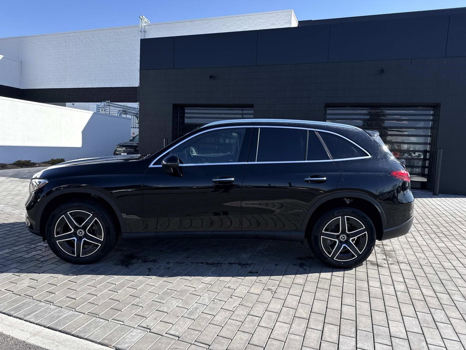 2026 MERCEDES-BENZ GLC-CLASS - Image 2