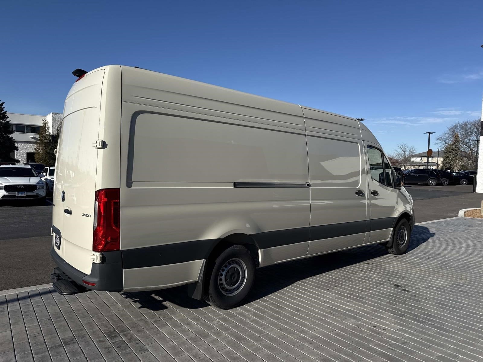 2025 MERCEDES-BENZ SPRINTER - Image 10