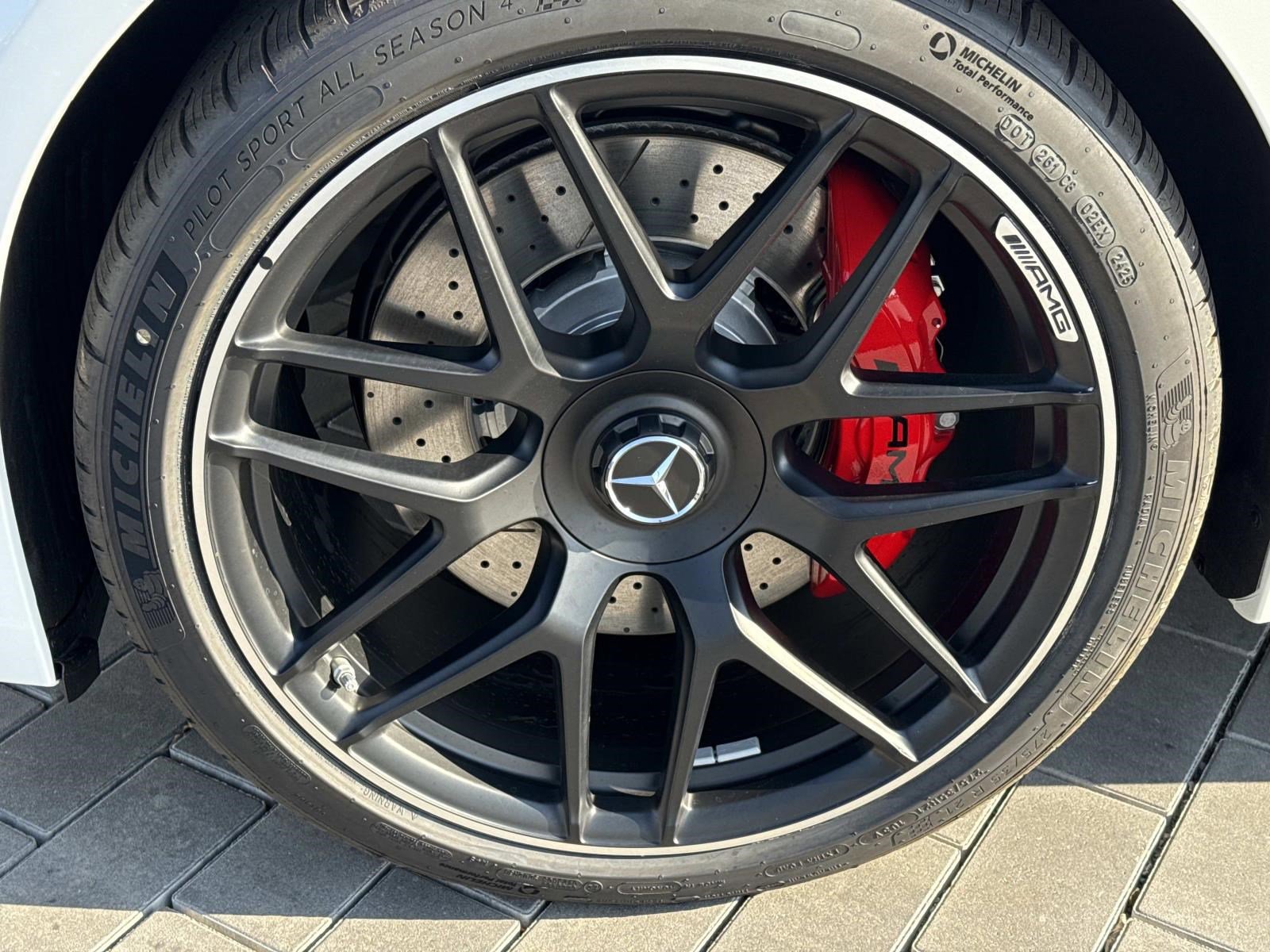 2026 MERCEDES BENZ AMG GT - Image 10