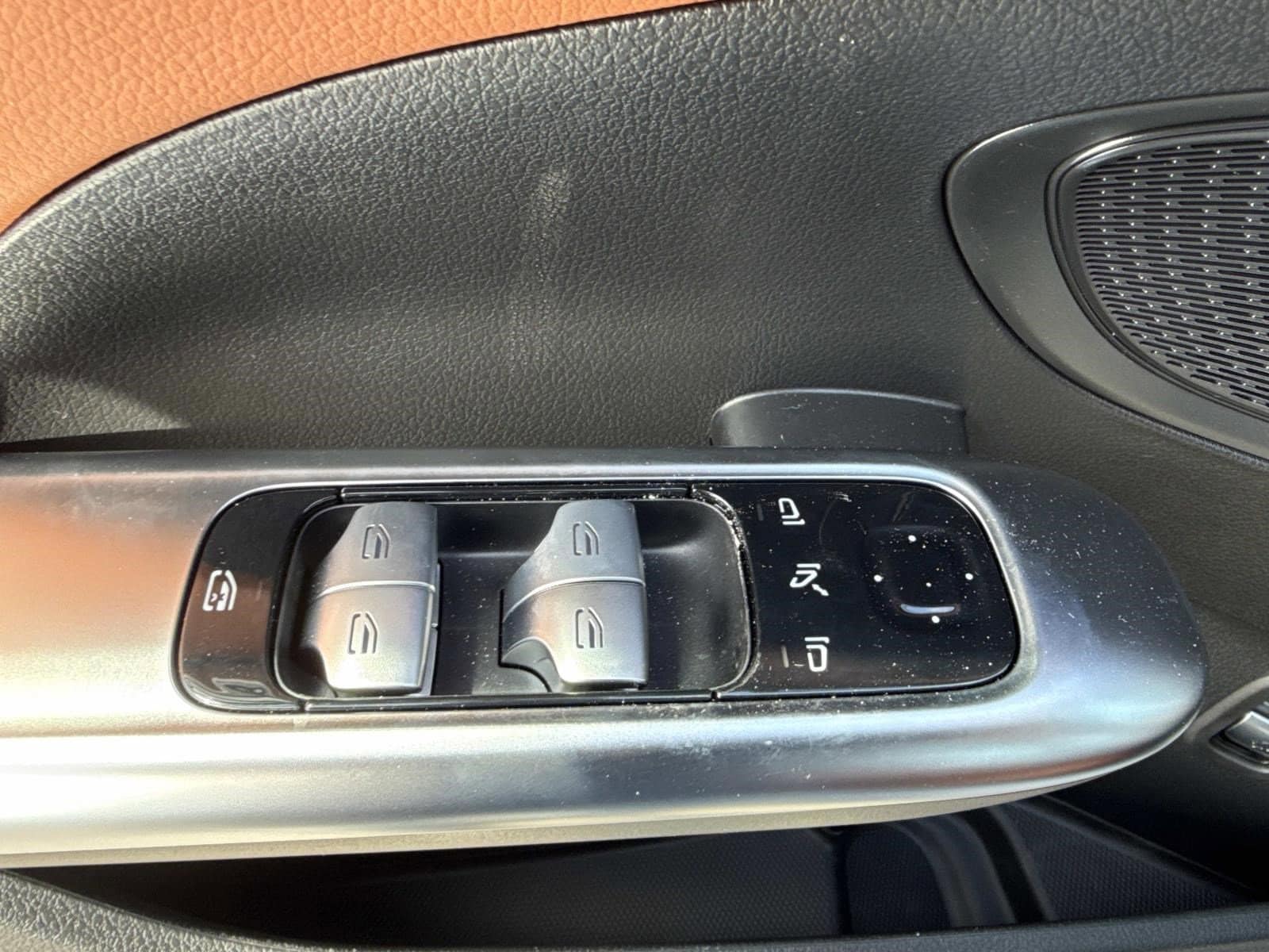 2026 MERCEDES-BENZ C-CLASS - Image 24