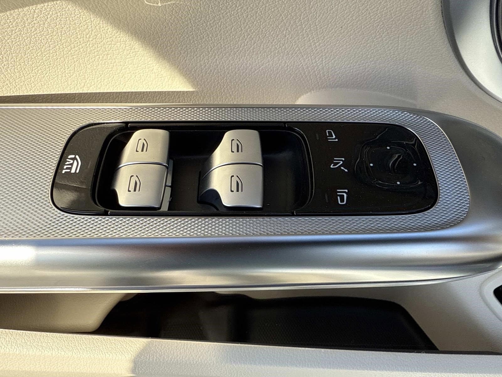 2026 MERCEDES-BENZ CLE - Image 20