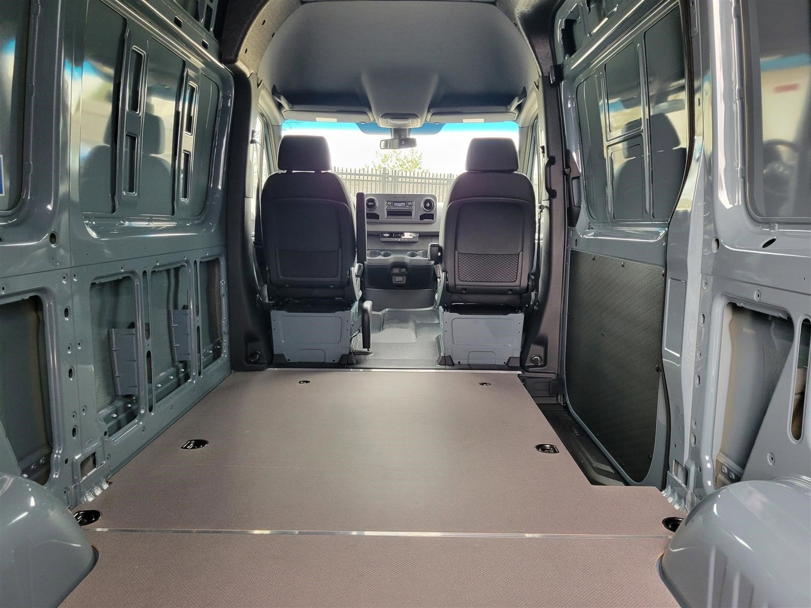 2025 MERCEDES-BENZ SPRINTER - Image 13