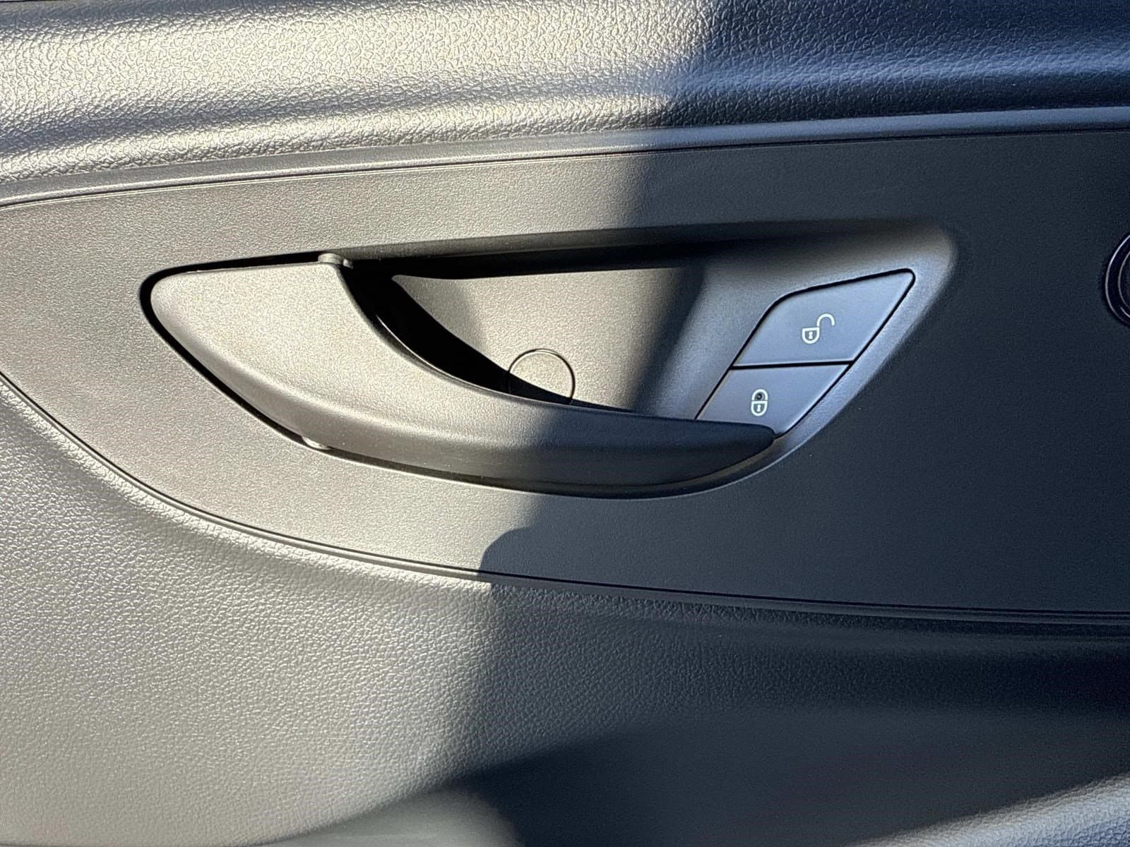 2025 MERCEDES-BENZ SPRINTER - Image 18