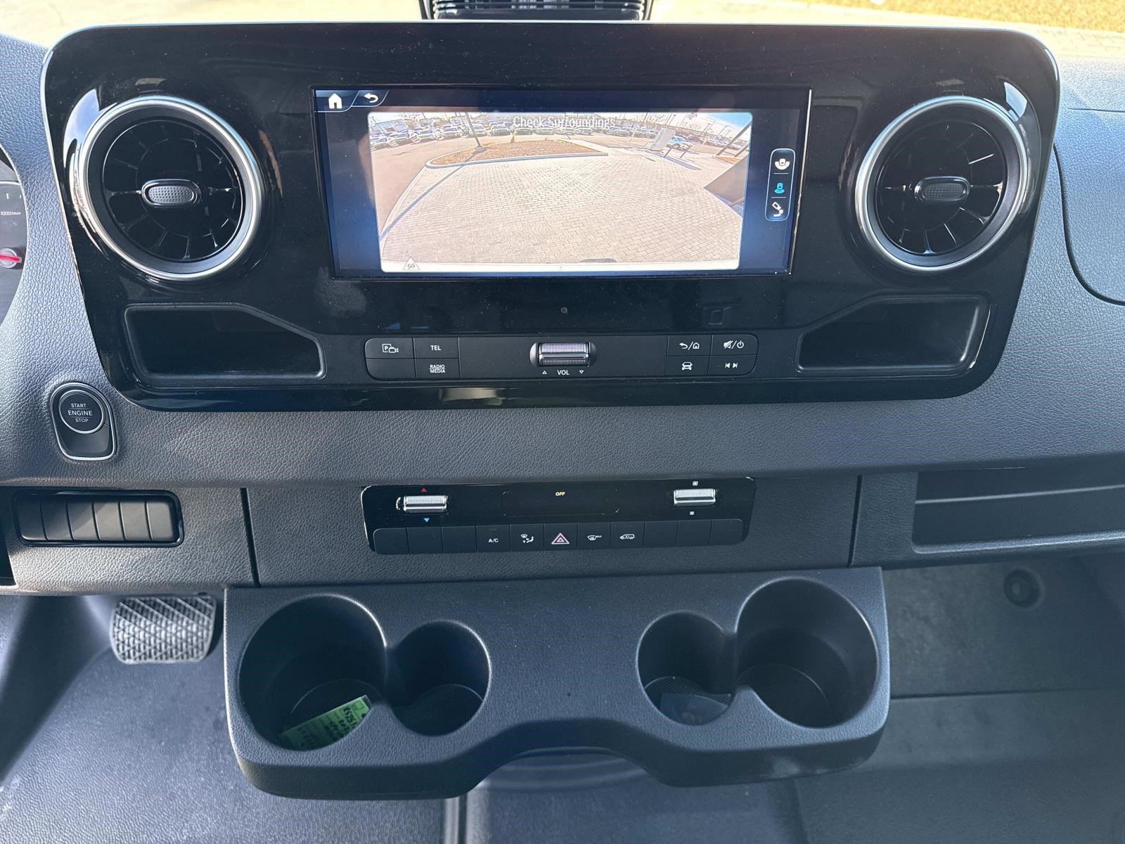 2025 MERCEDES-BENZ SPRINTER - Image 25