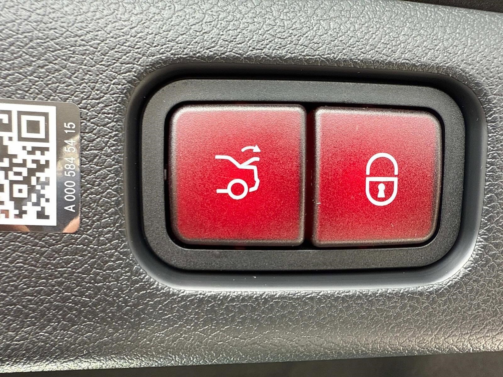 2026 MERCEDES-BENZ E-CLASS - Image 14