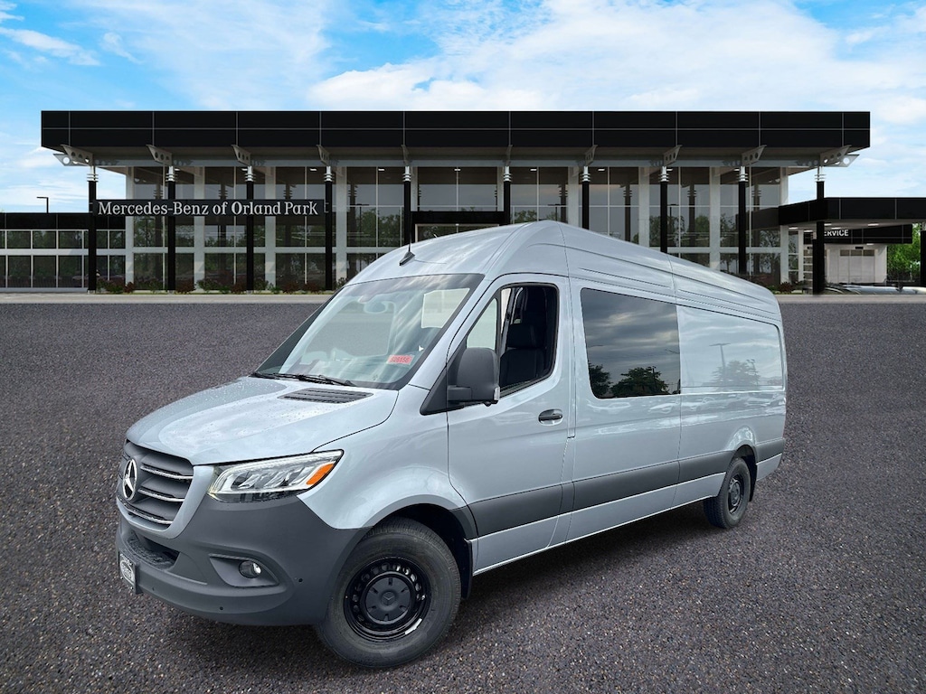 New 2026 Mercedes-Benz Sprinter 2500 High Roof 4-Cyl Diesel HO Van Crew Van