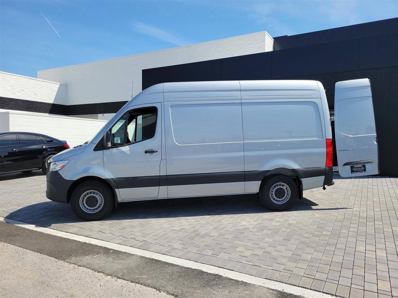 2025 MERCEDES-BENZ SPRINTER - Image 2
