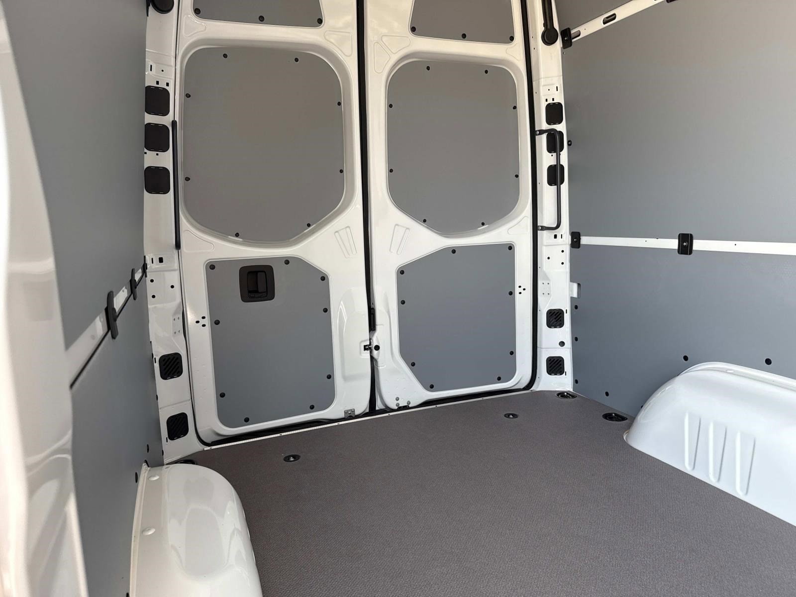 2025 MERCEDES-BENZ SPRINTER - Image 7
