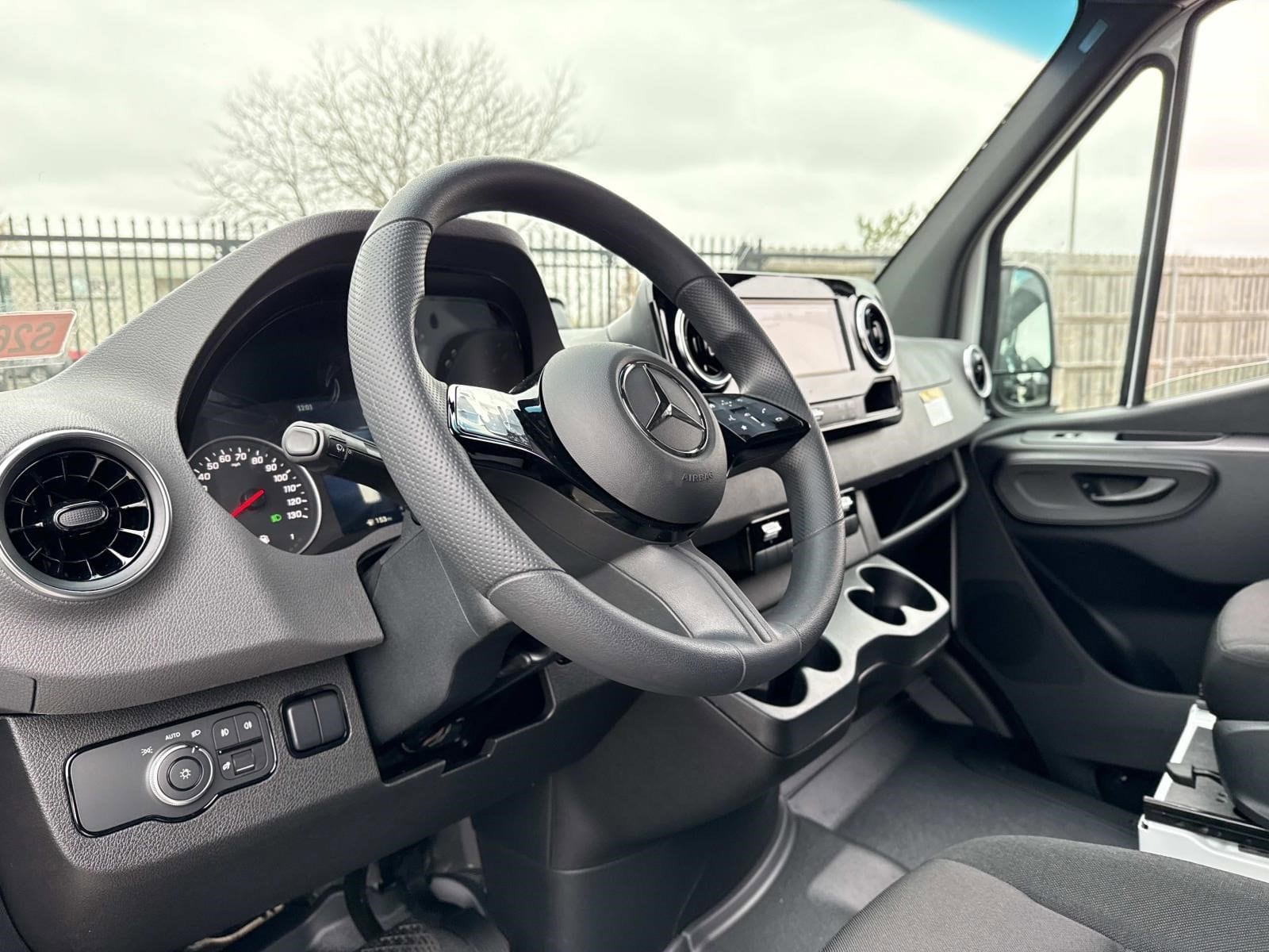 2026 MERCEDES-BENZ SPRINTER - Image 24