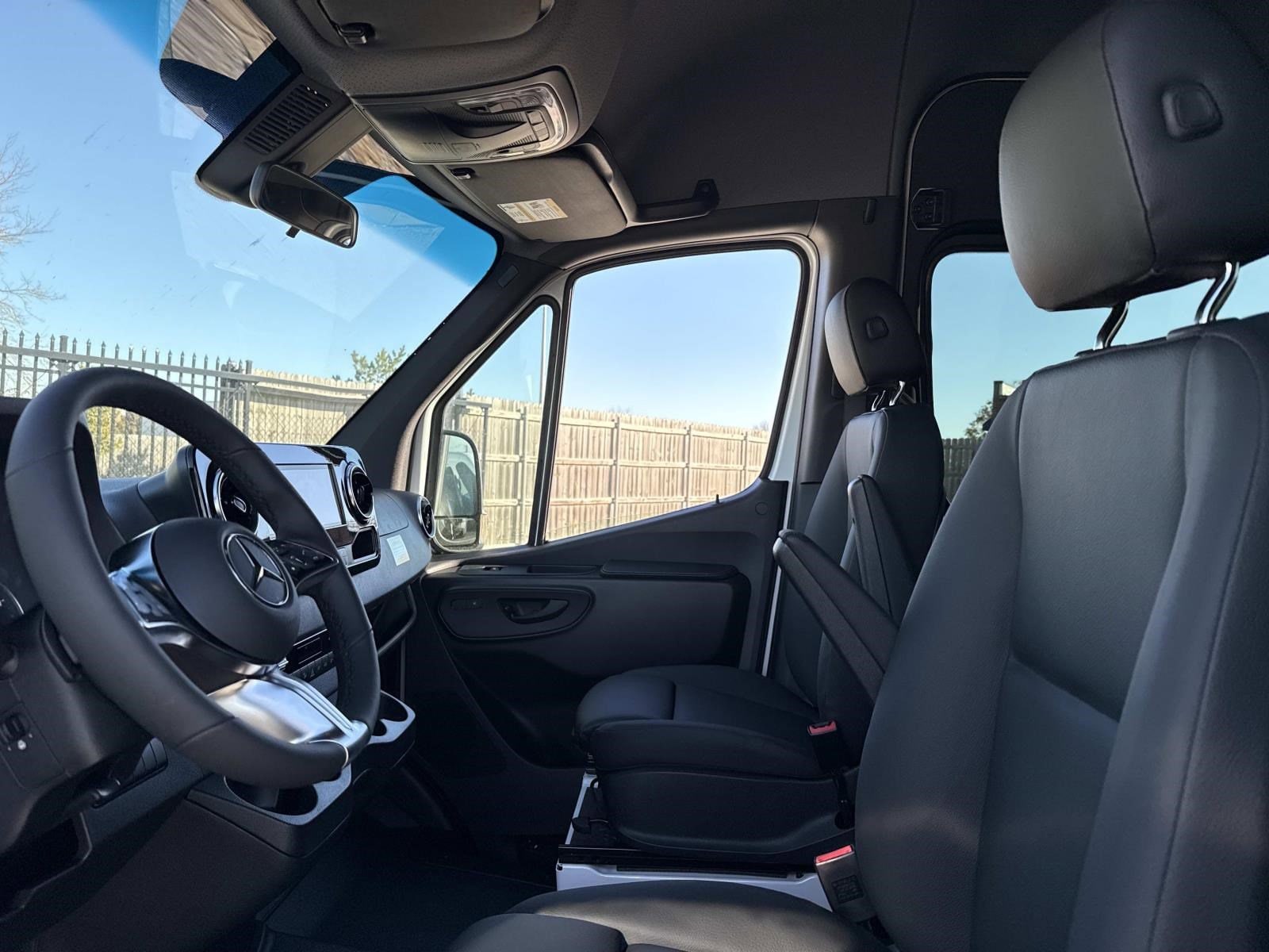 2025 MERCEDES-BENZ SPRINTER - Image 21