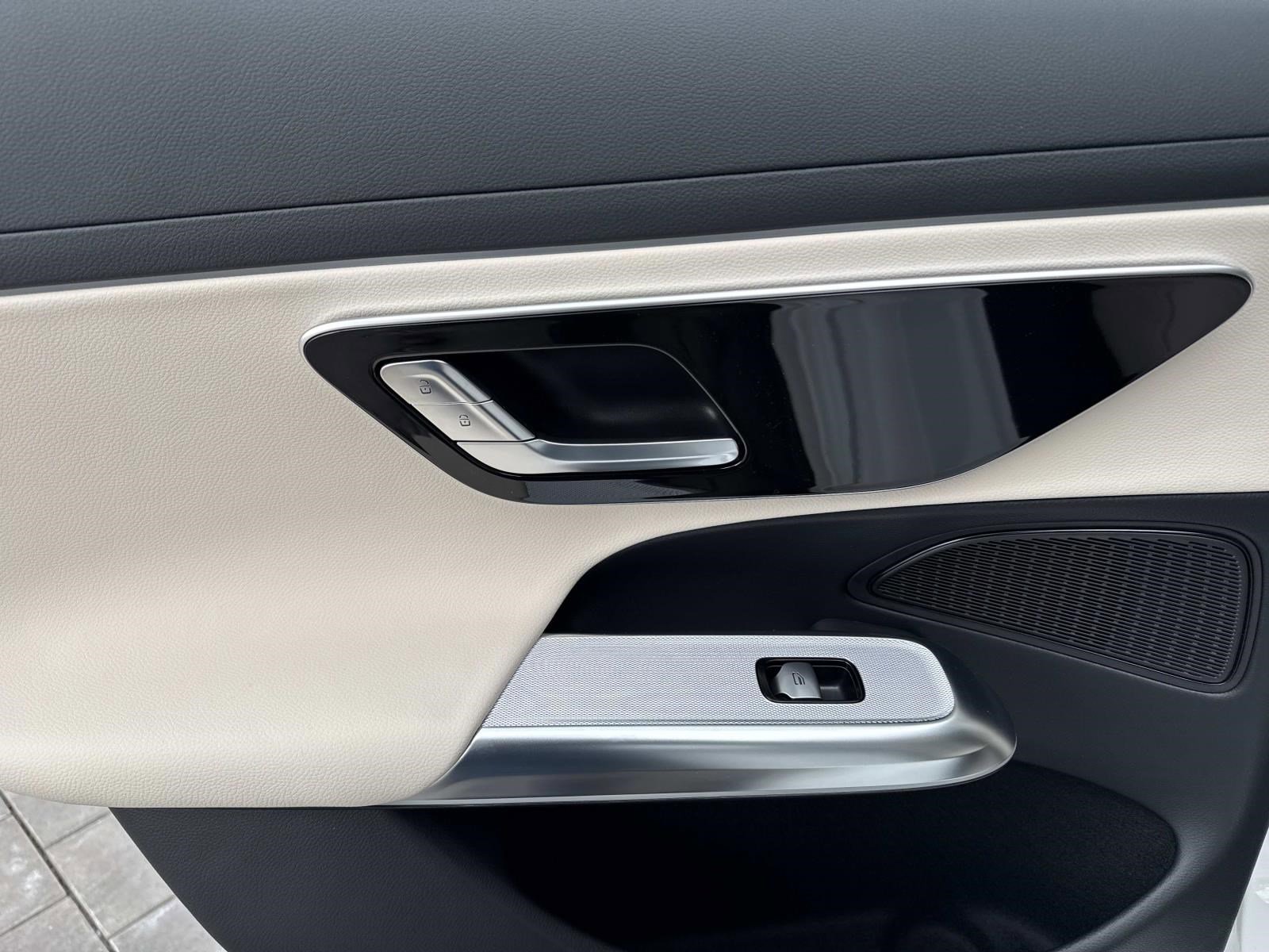 2026 MERCEDES-BENZ E-CLASS - Image 15