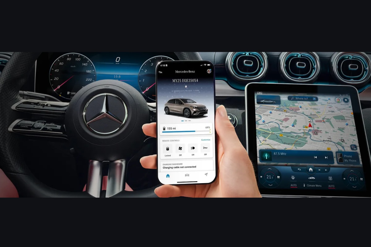 Mercedes-Benz Connected Vehicle Services image with smartphone and dashboard