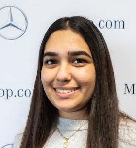Staff member Reyna Silva from ID_9336f2a95e21