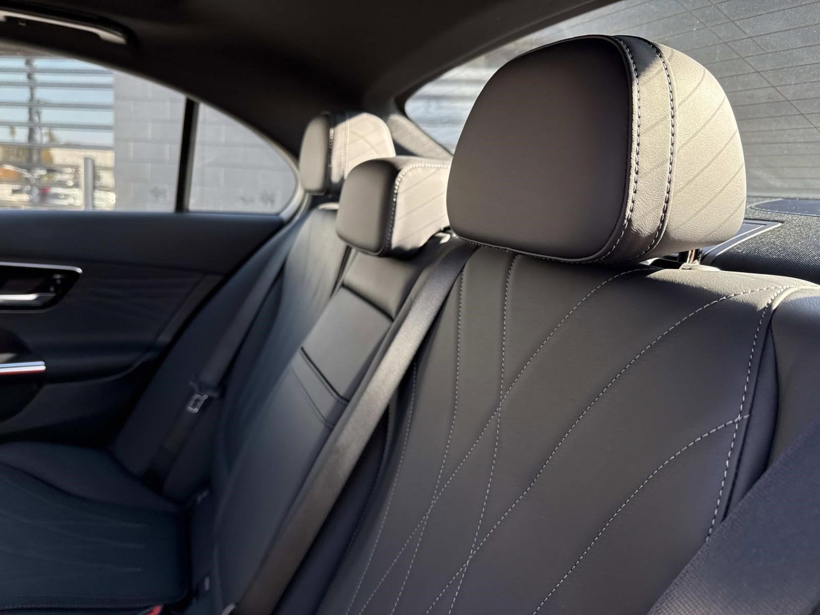 2026 MERCEDES-BENZ C-CLASS - Image 17