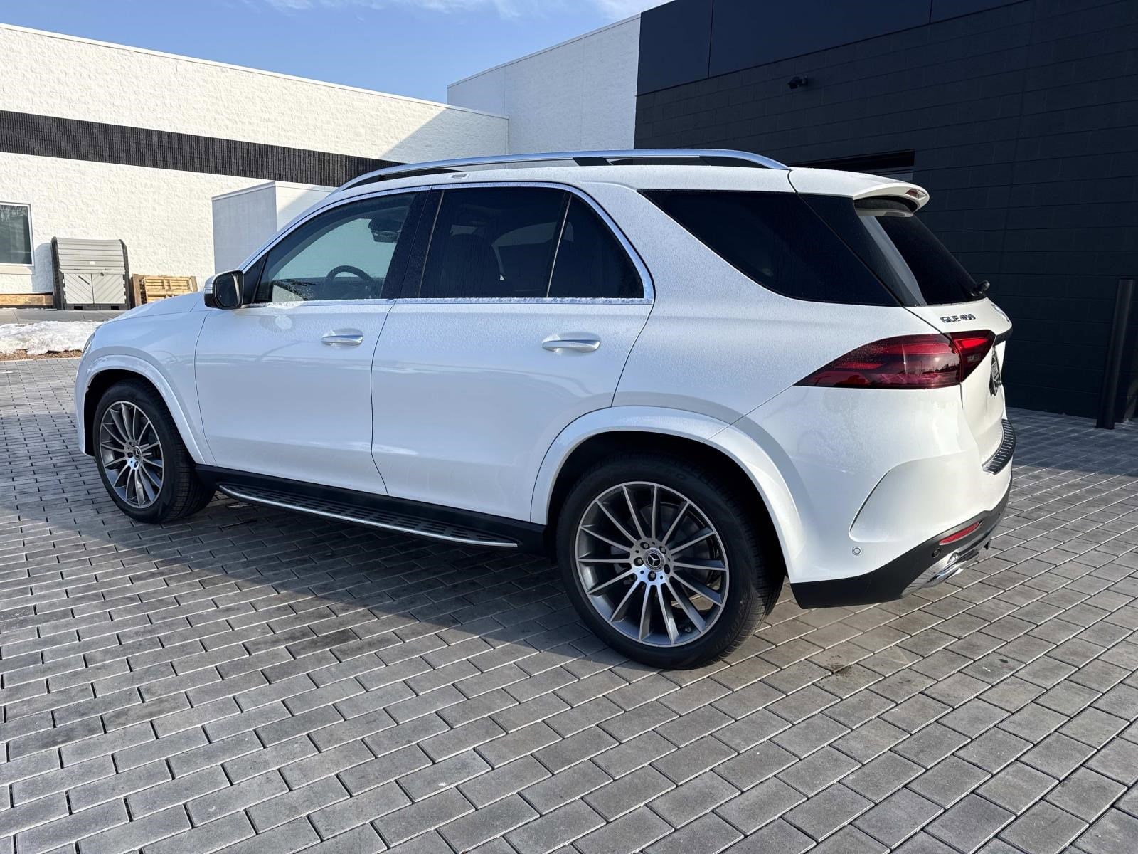 2026 MERCEDES-BENZ GLE-CLASS - Image 12