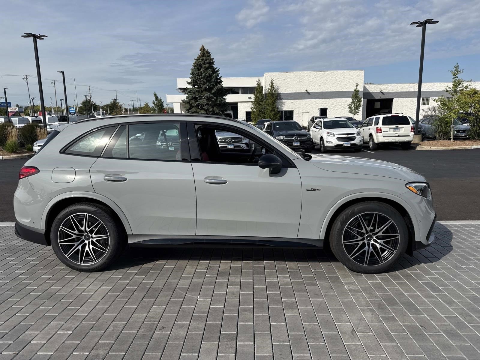 2025 MERCEDES-BENZ GLC-CLASS - Image 5