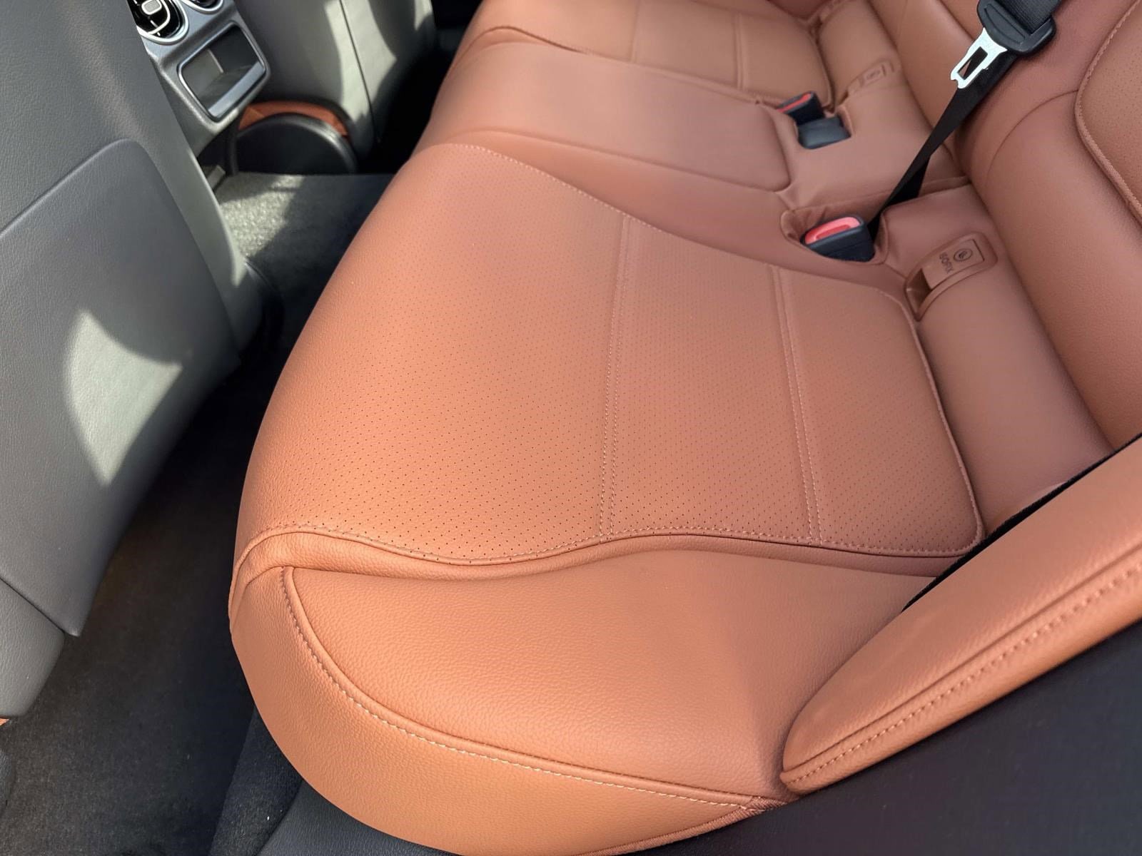 2026 MERCEDES-BENZ C-CLASS - Image 16