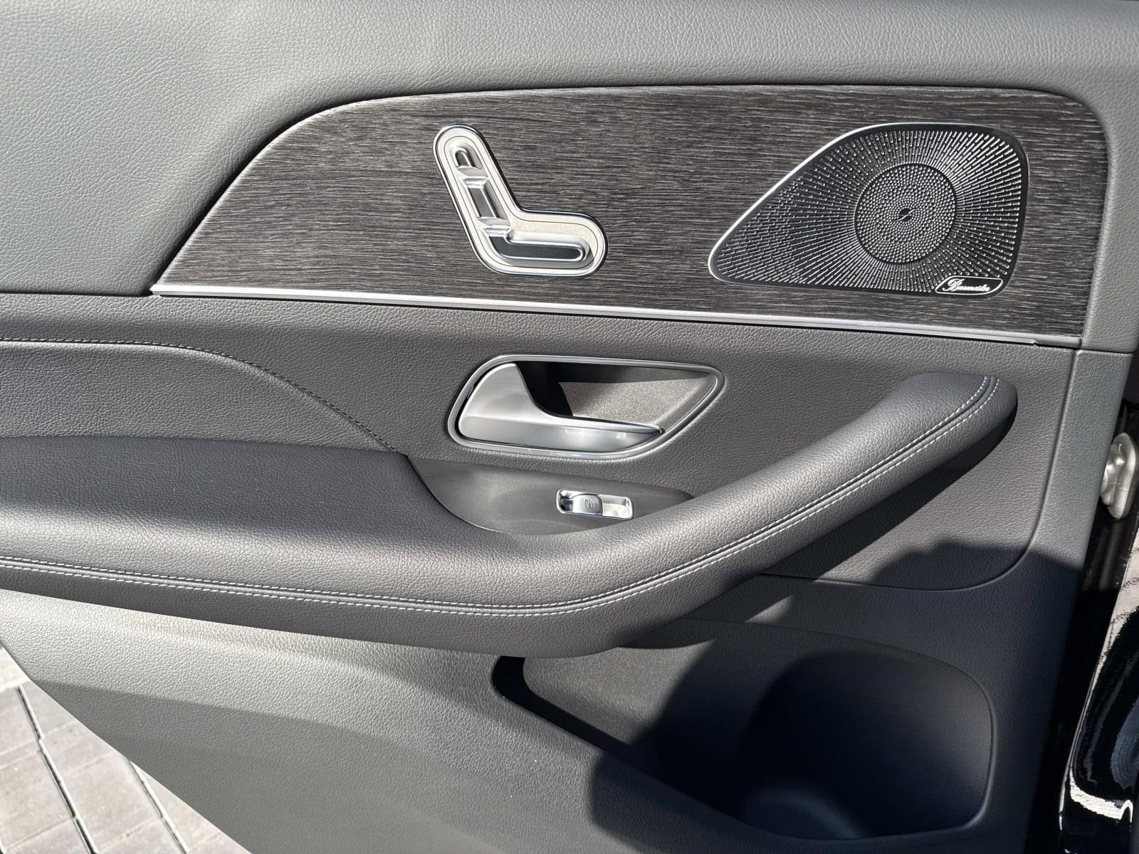 2026 MERCEDES-BENZ GLE-CLASS - Image 13