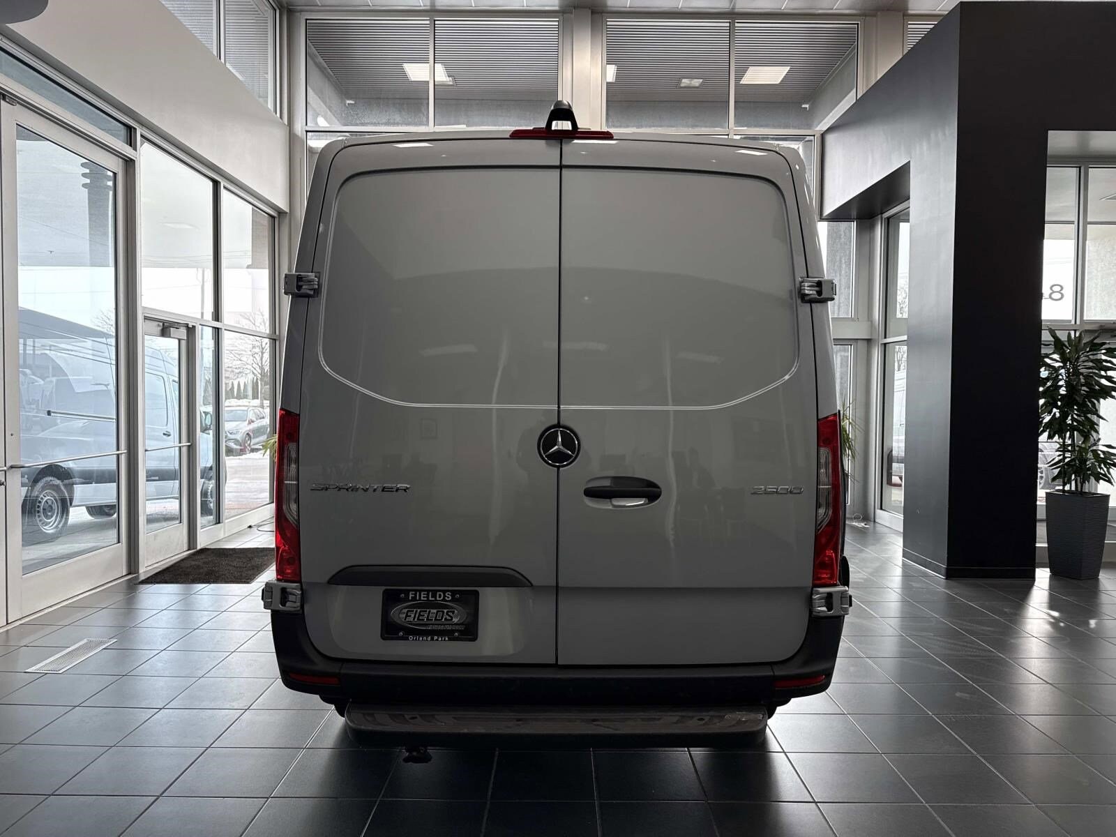 2026 MERCEDES-BENZ SPRINTER - Image 9
