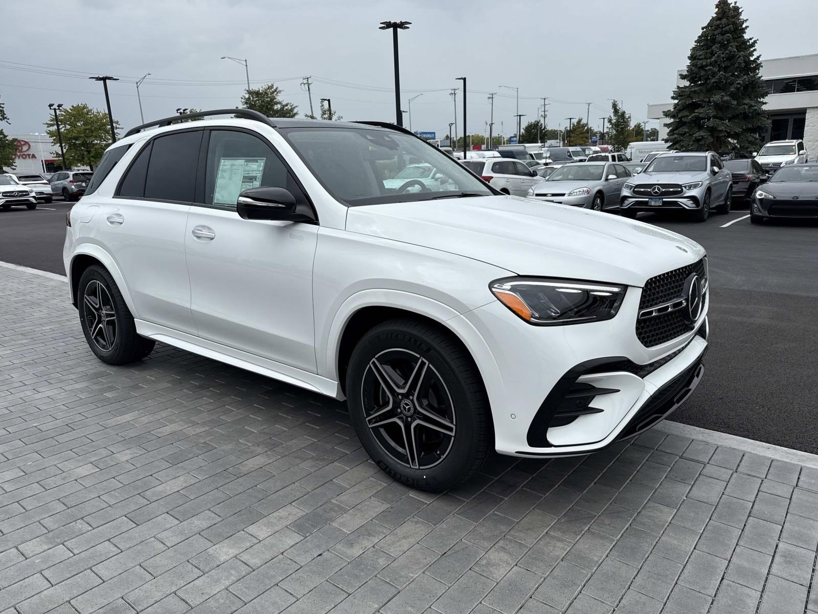2026 Mercedes Benz GLE 450 4MATIC photo 3