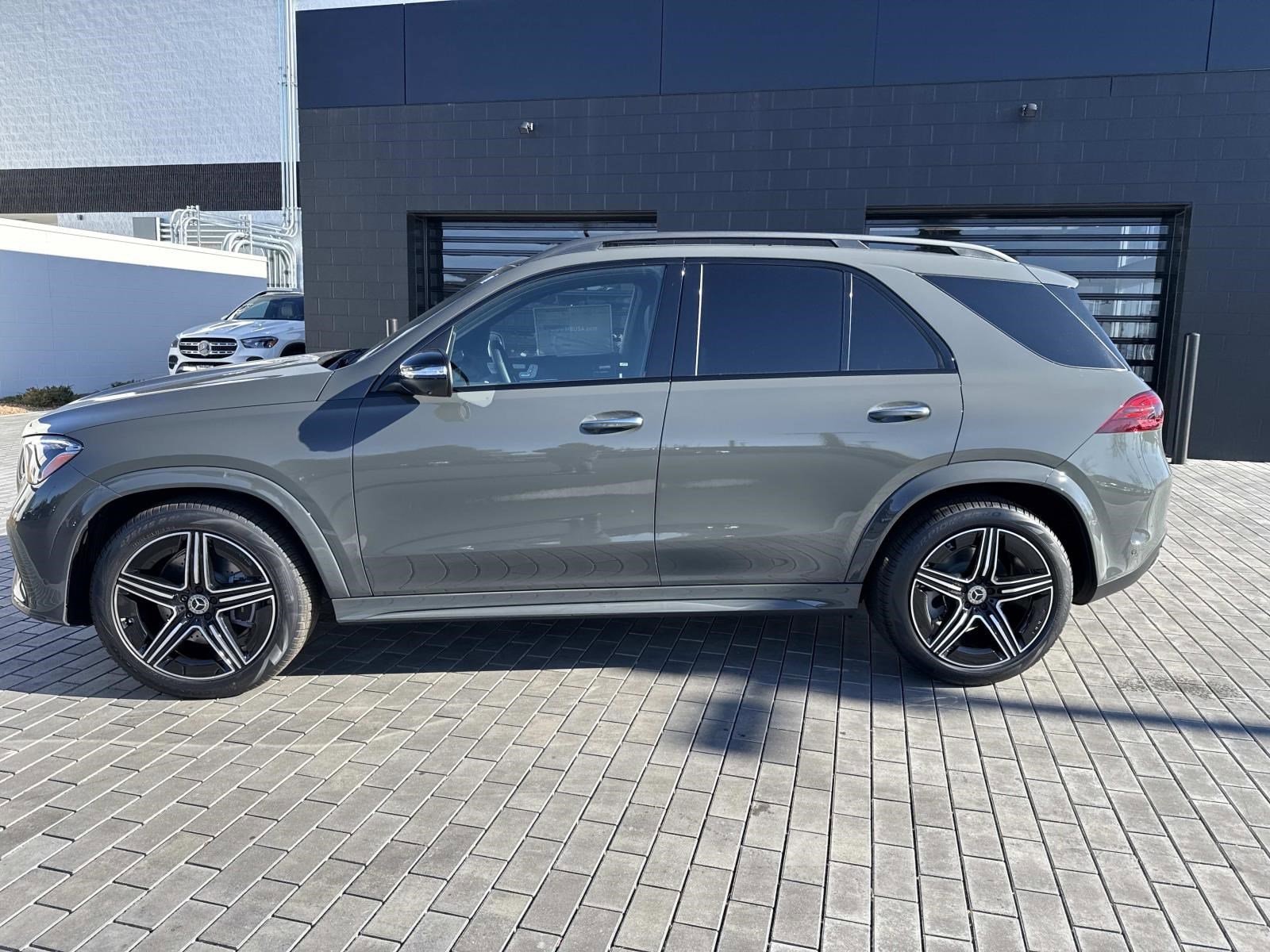 2026 MERCEDES-BENZ GLE-CLASS - Image 9