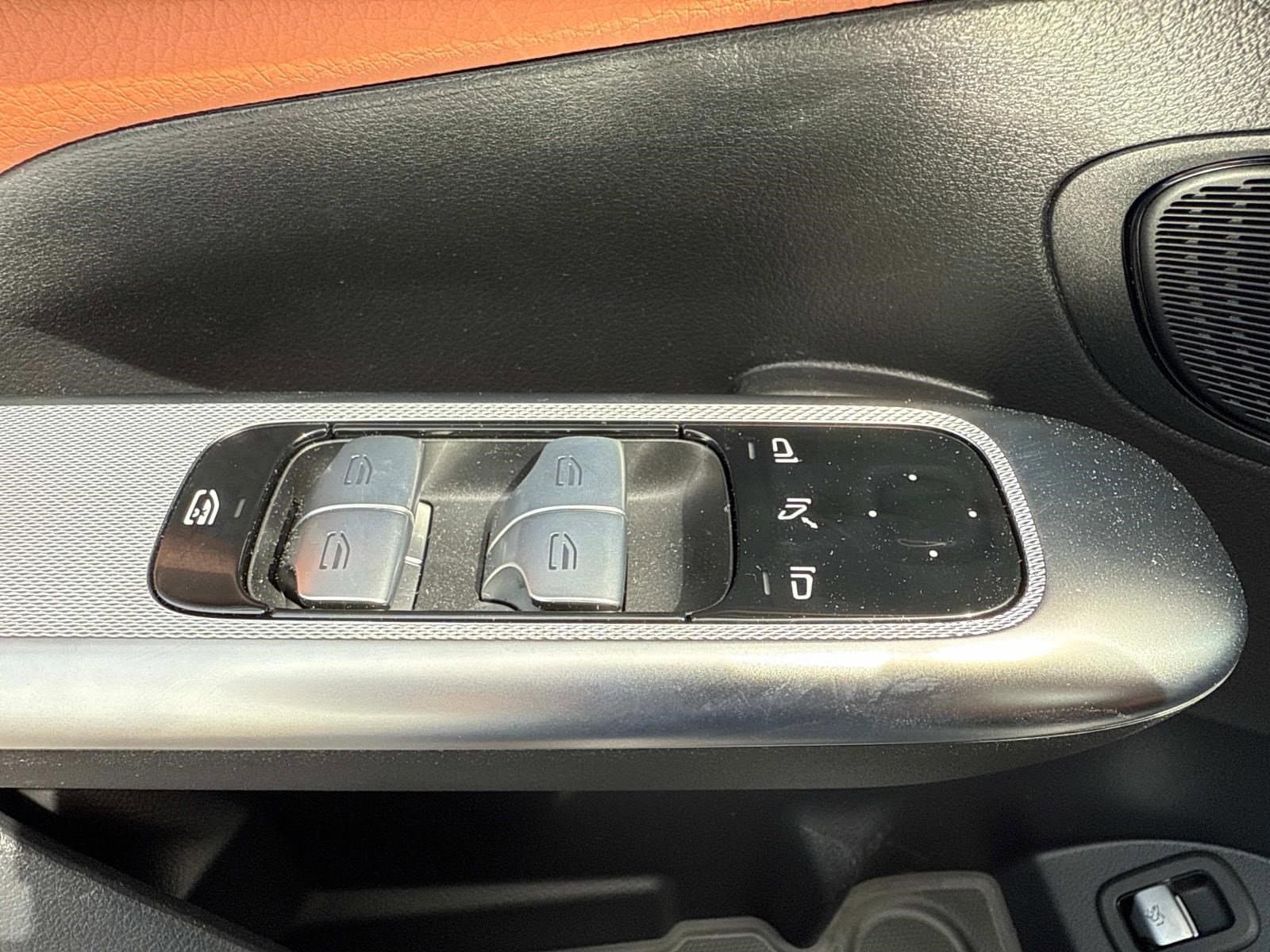 2025 MERCEDES-BENZ GLC-CLASS - Image 26