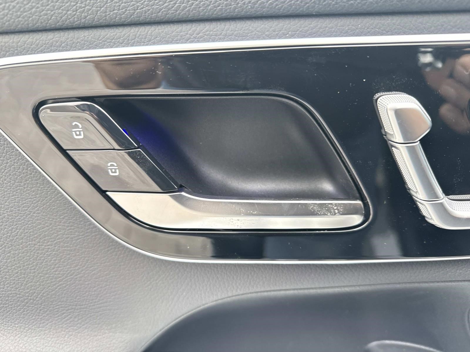 2026 MERCEDES-BENZ GLC-CLASS - Image 24