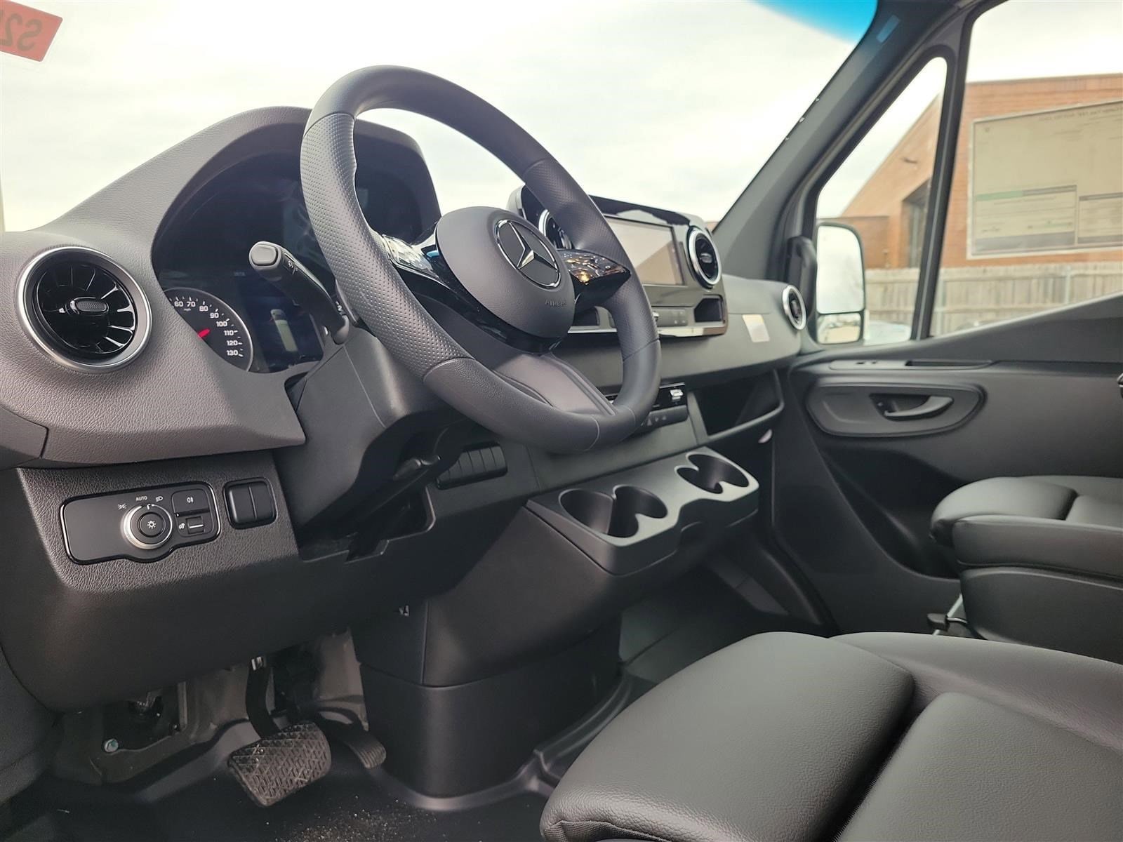 2025 MERCEDES-BENZ SPRINTER - Image 20