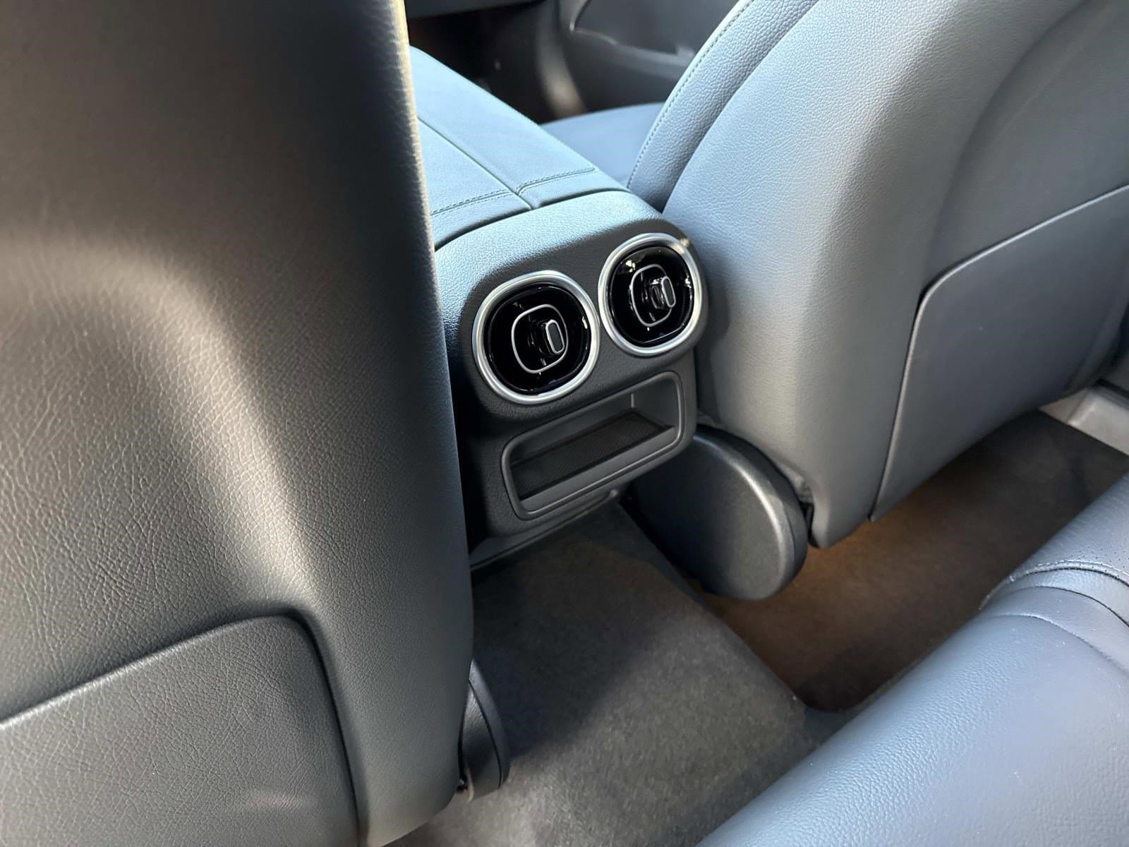 2026 MERCEDES-BENZ GLC-CLASS - Image 23