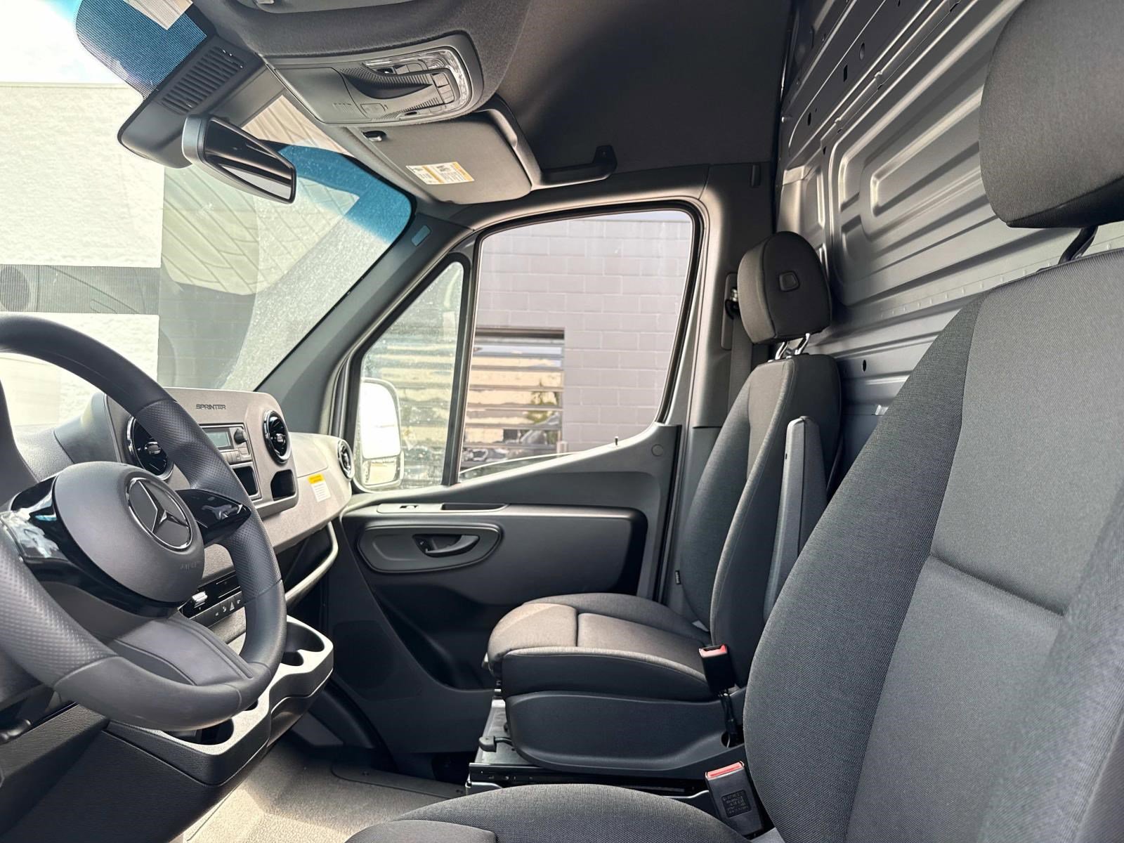 2025 MERCEDES-BENZ SPRINTER - Image 21