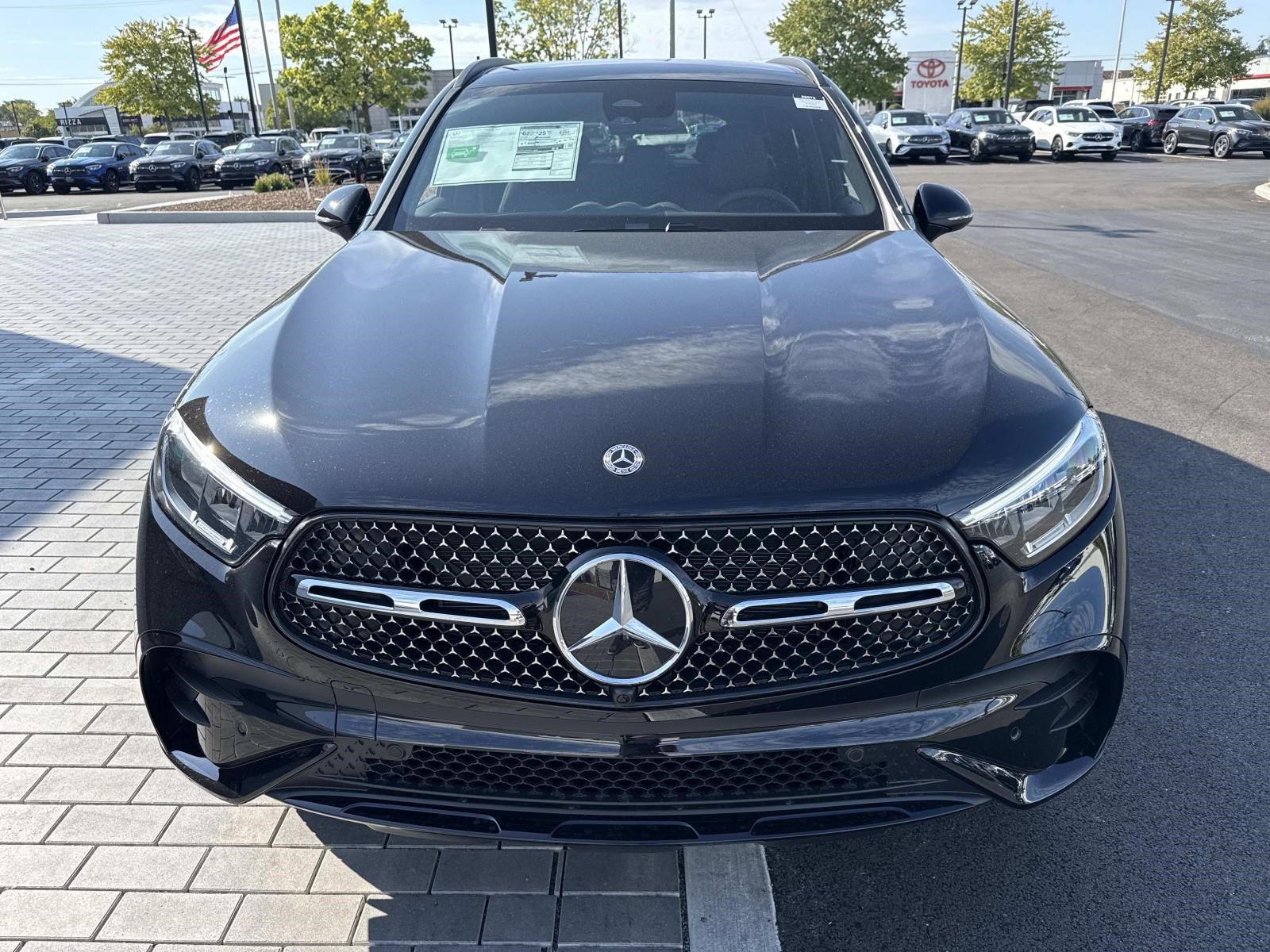 2026 Mercedes Benz GLC 350e 4MATIC photo 2