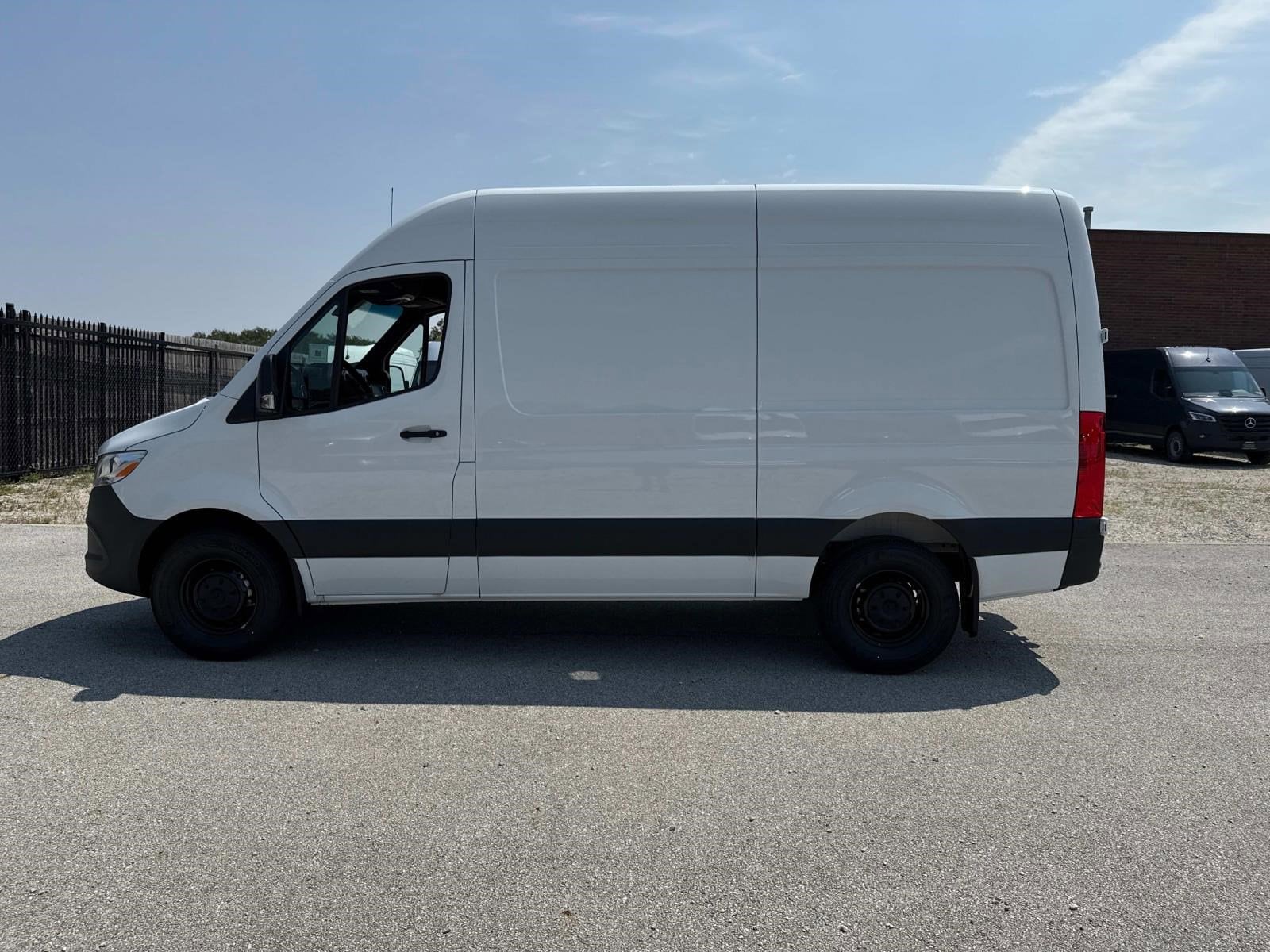 2025 MERCEDES-BENZ SPRINTER - Image 11