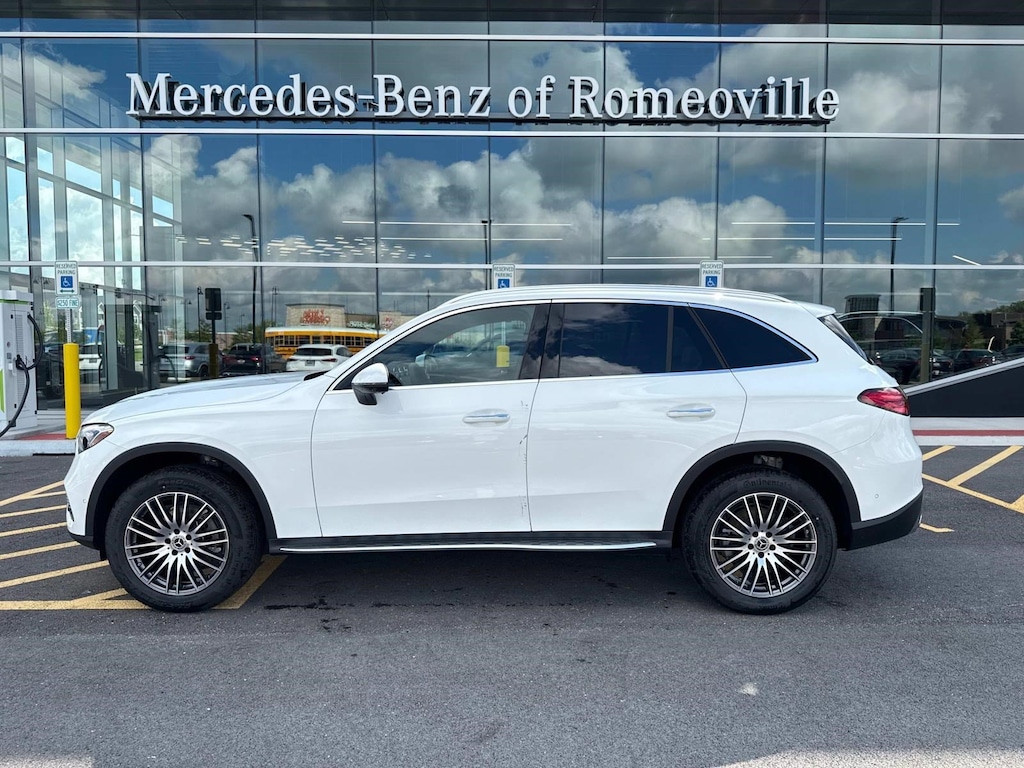 New 2025 Mercedes-Benz GLC 300 4MATIC SUV
