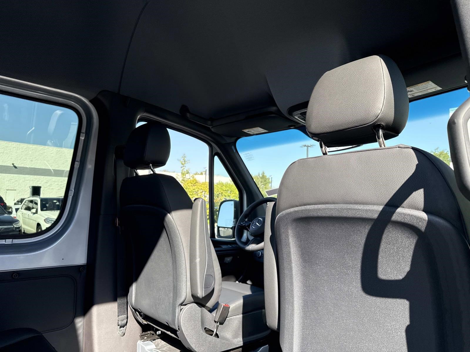 2025 MERCEDES-BENZ SPRINTER - Image 8